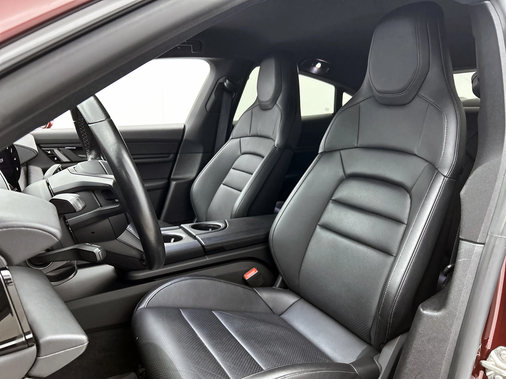 Hoofdafbeelding Porsche Taycan