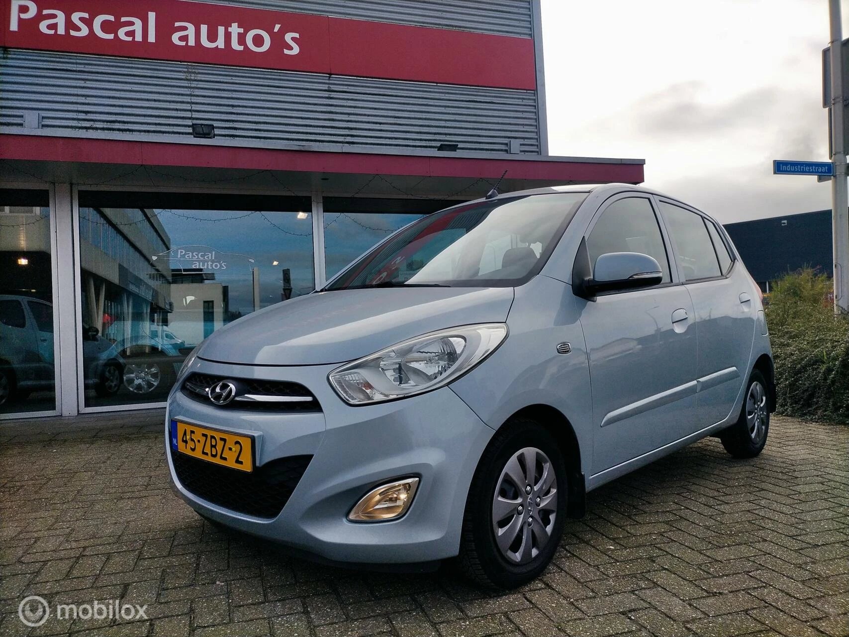 Hoofdafbeelding Hyundai i10