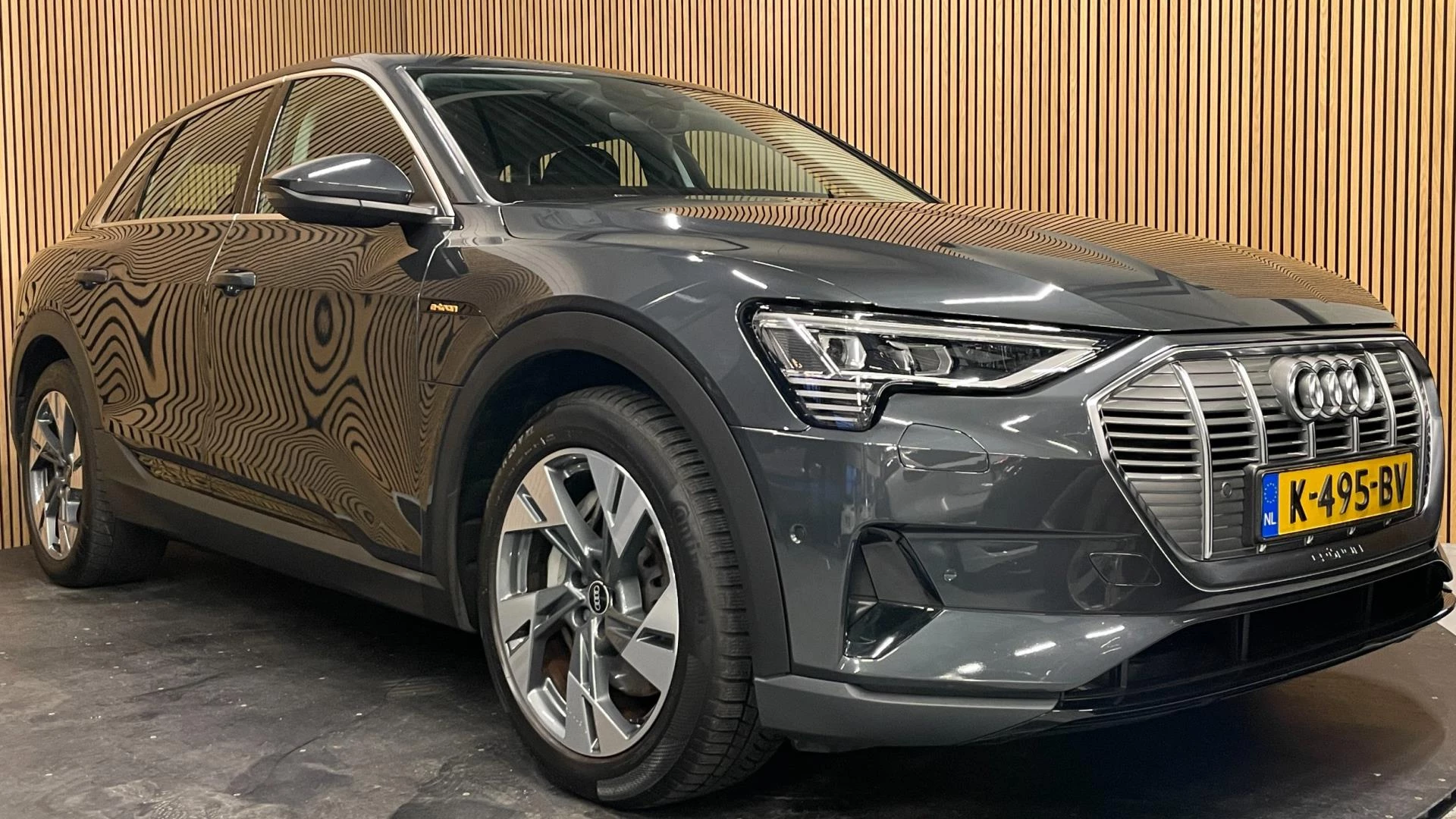 Hoofdafbeelding Audi e-tron