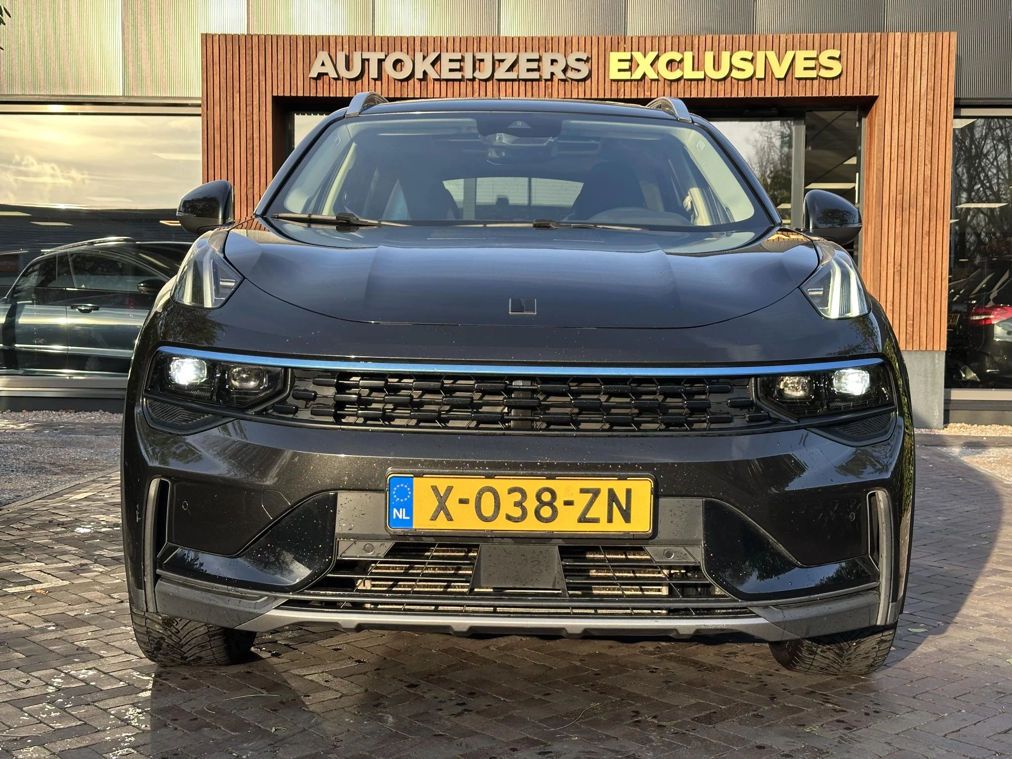 Hoofdafbeelding Lynk & Co 01