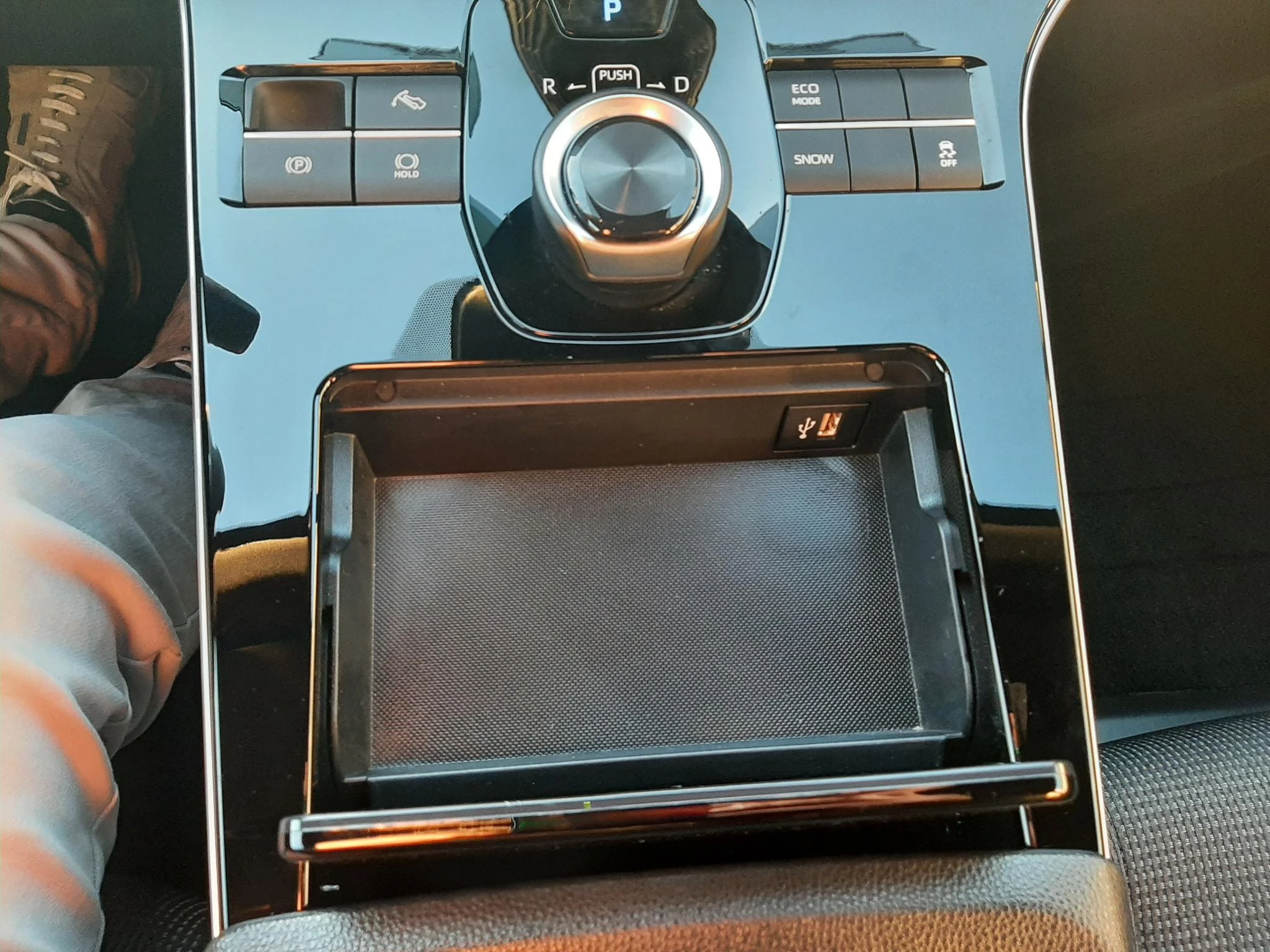 Hoofdafbeelding Toyota bZ4X