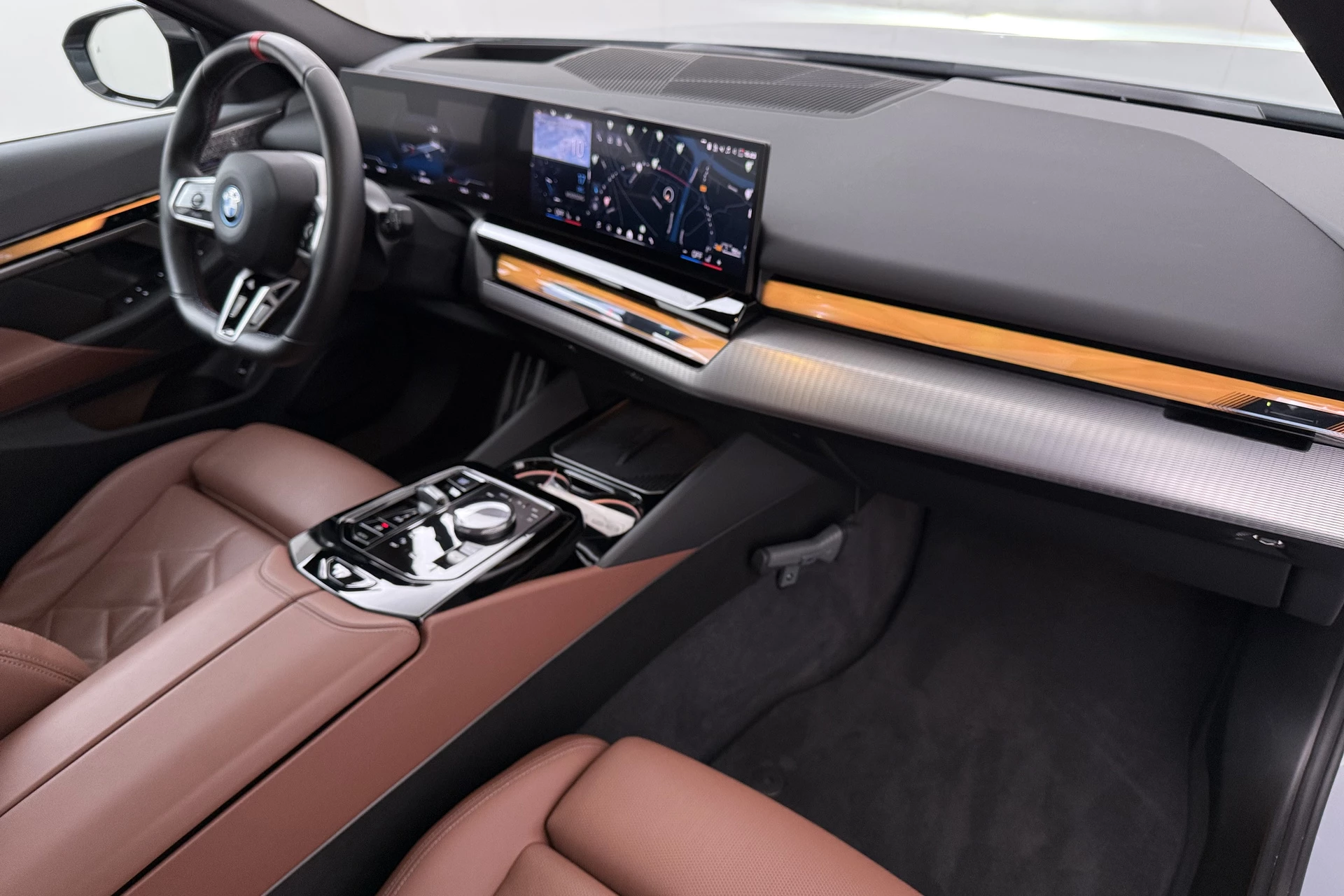 Hoofdafbeelding BMW i5