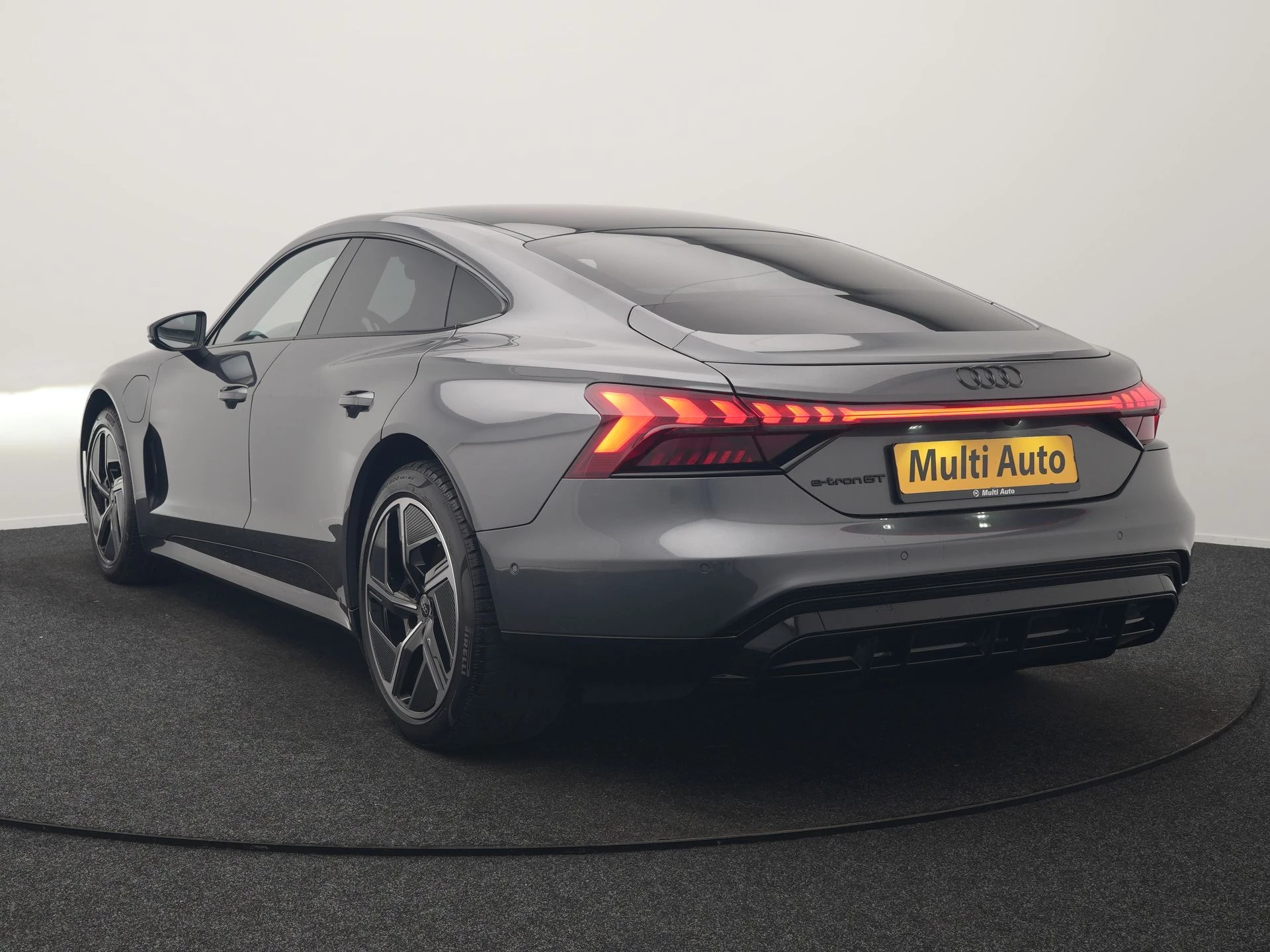Hoofdafbeelding Audi e-tron GT