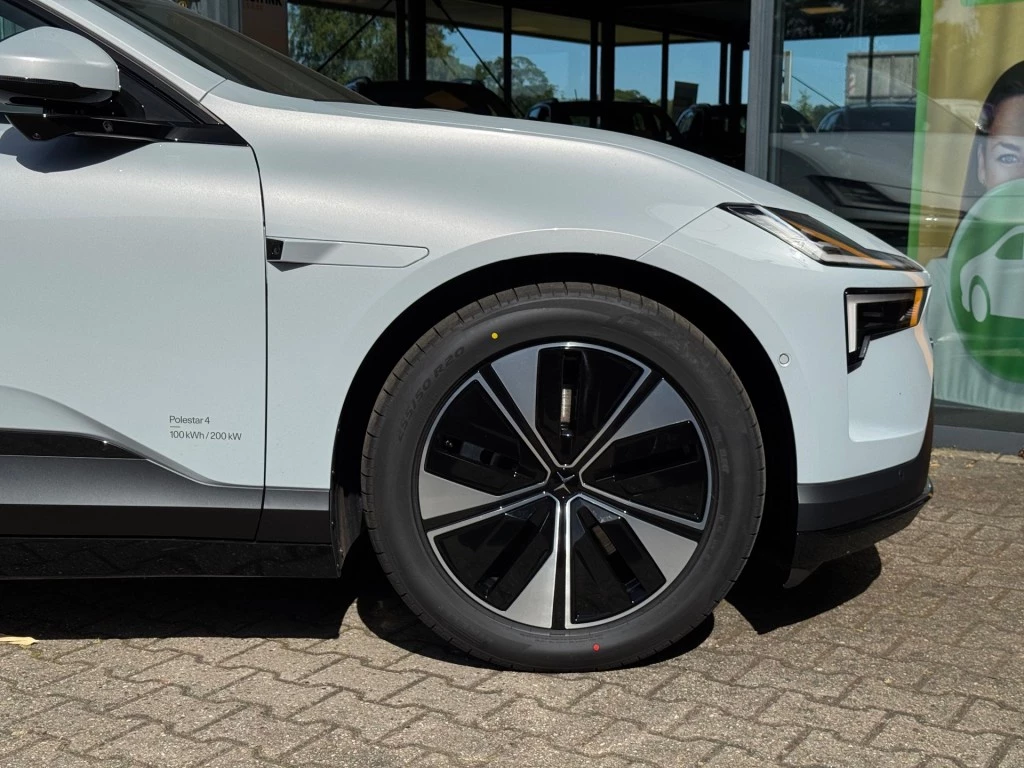 Hoofdafbeelding Polestar 4
