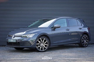 Volkswagen Golf 1.5 TSI Style / Winterpack / Navi / Carplay / PDC