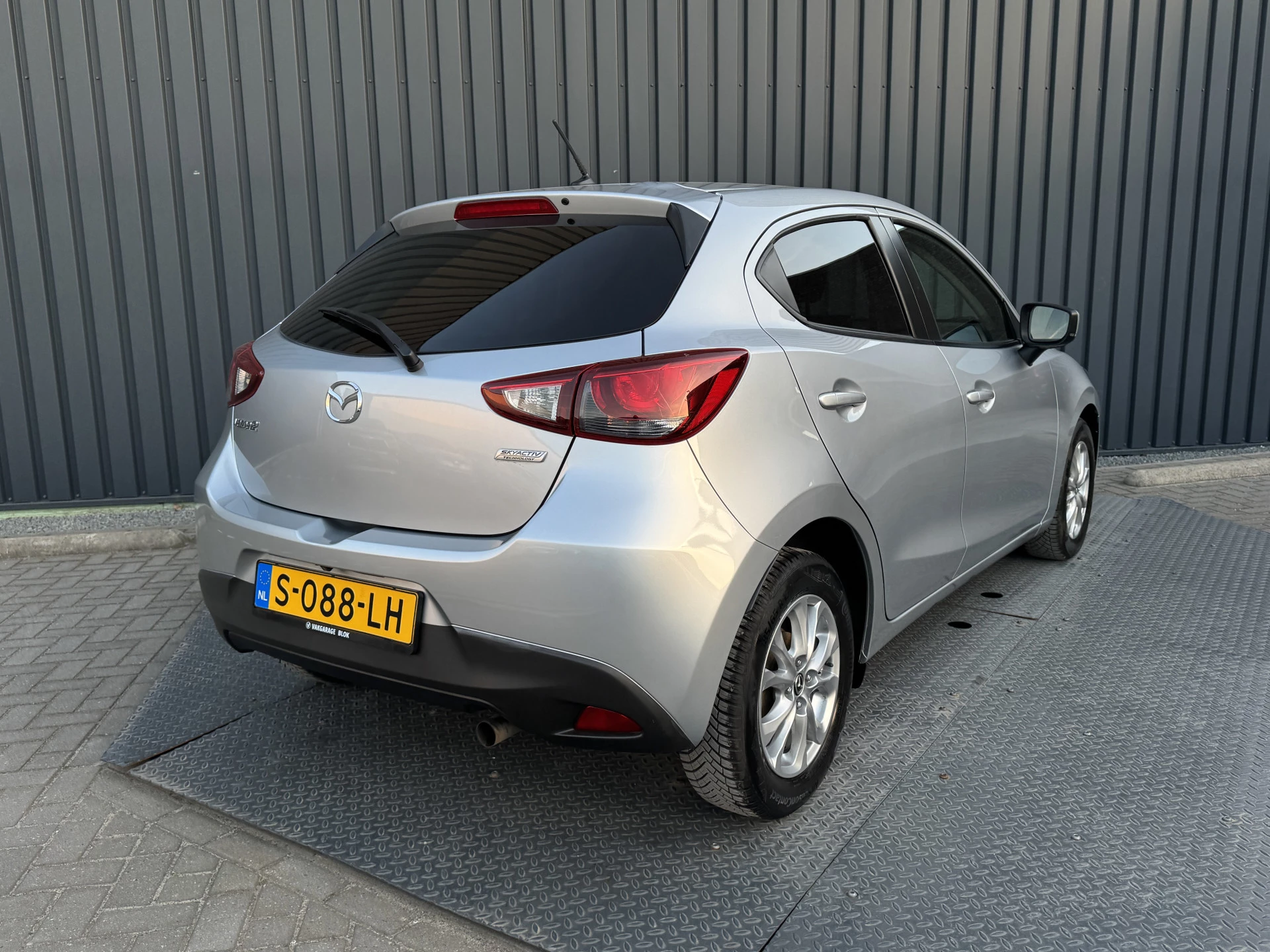 Hoofdafbeelding Mazda 2