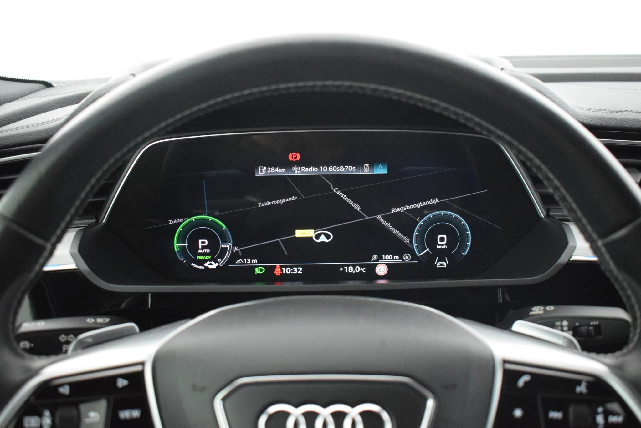 Hoofdafbeelding Audi e-tron