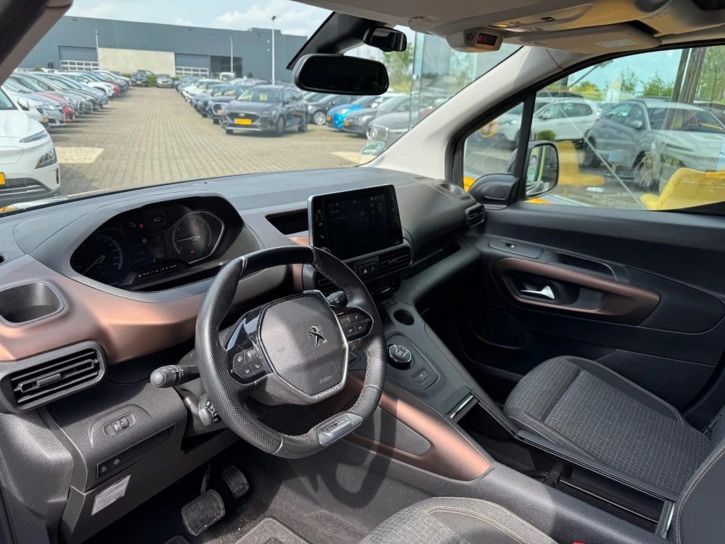 Hoofdafbeelding Peugeot Rifter