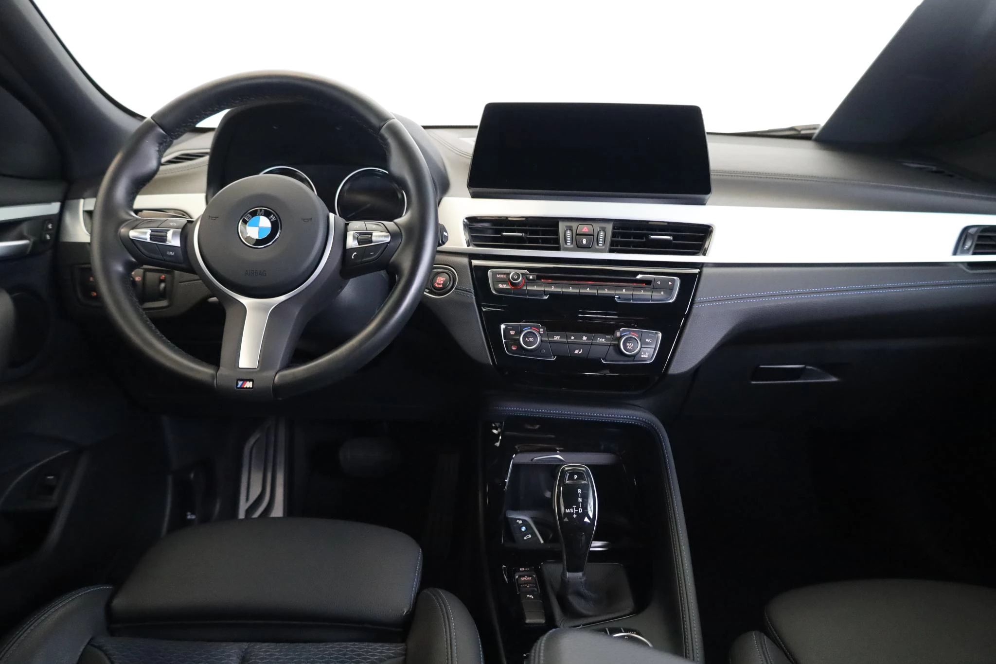 Hoofdafbeelding BMW X2