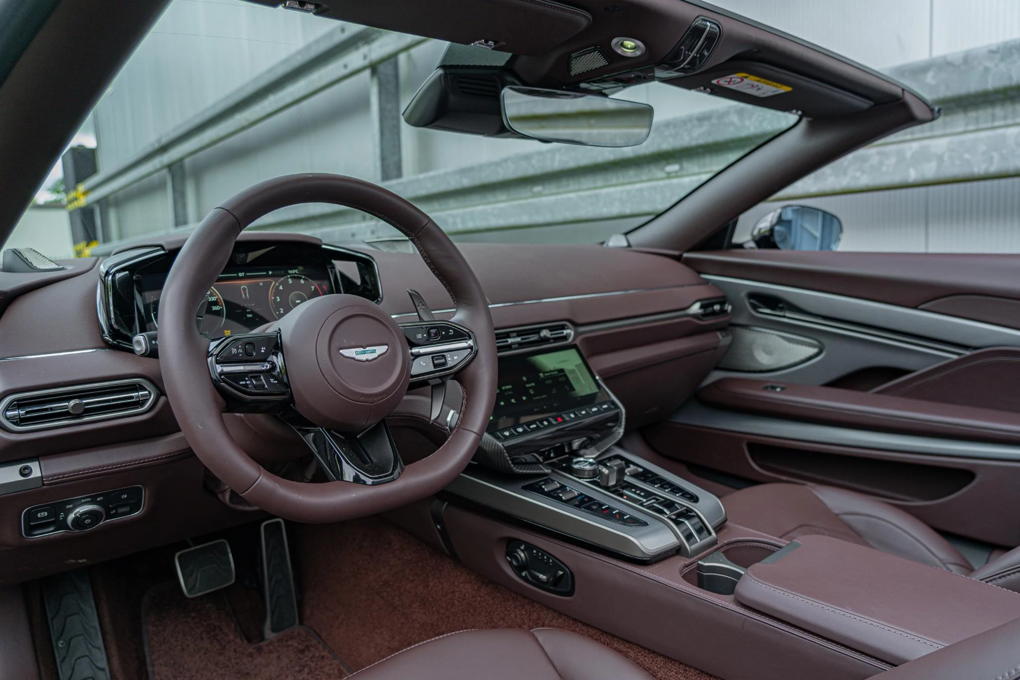 Hoofdafbeelding Aston Martin Vanquish