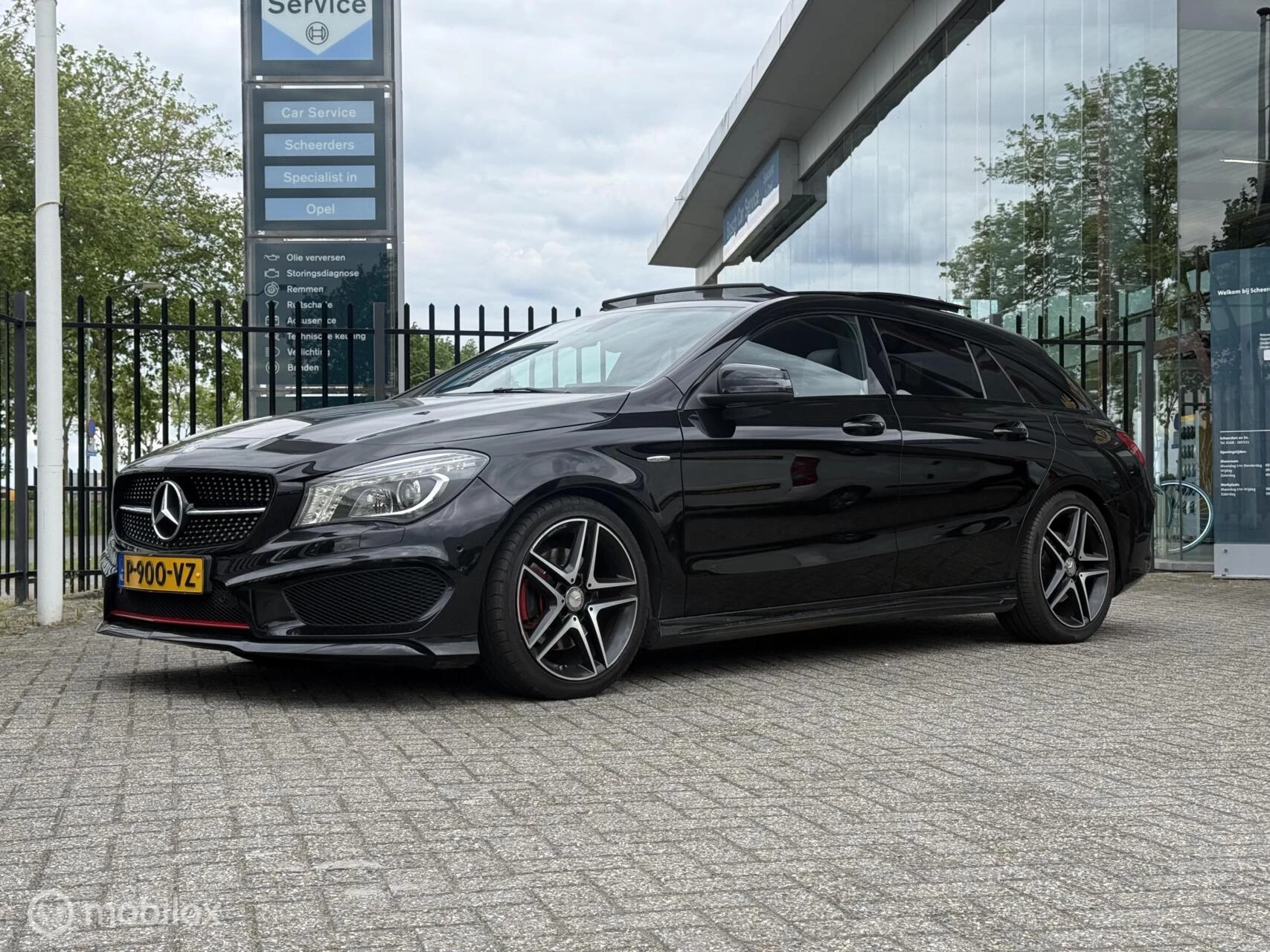 Hoofdafbeelding Mercedes-Benz CLA