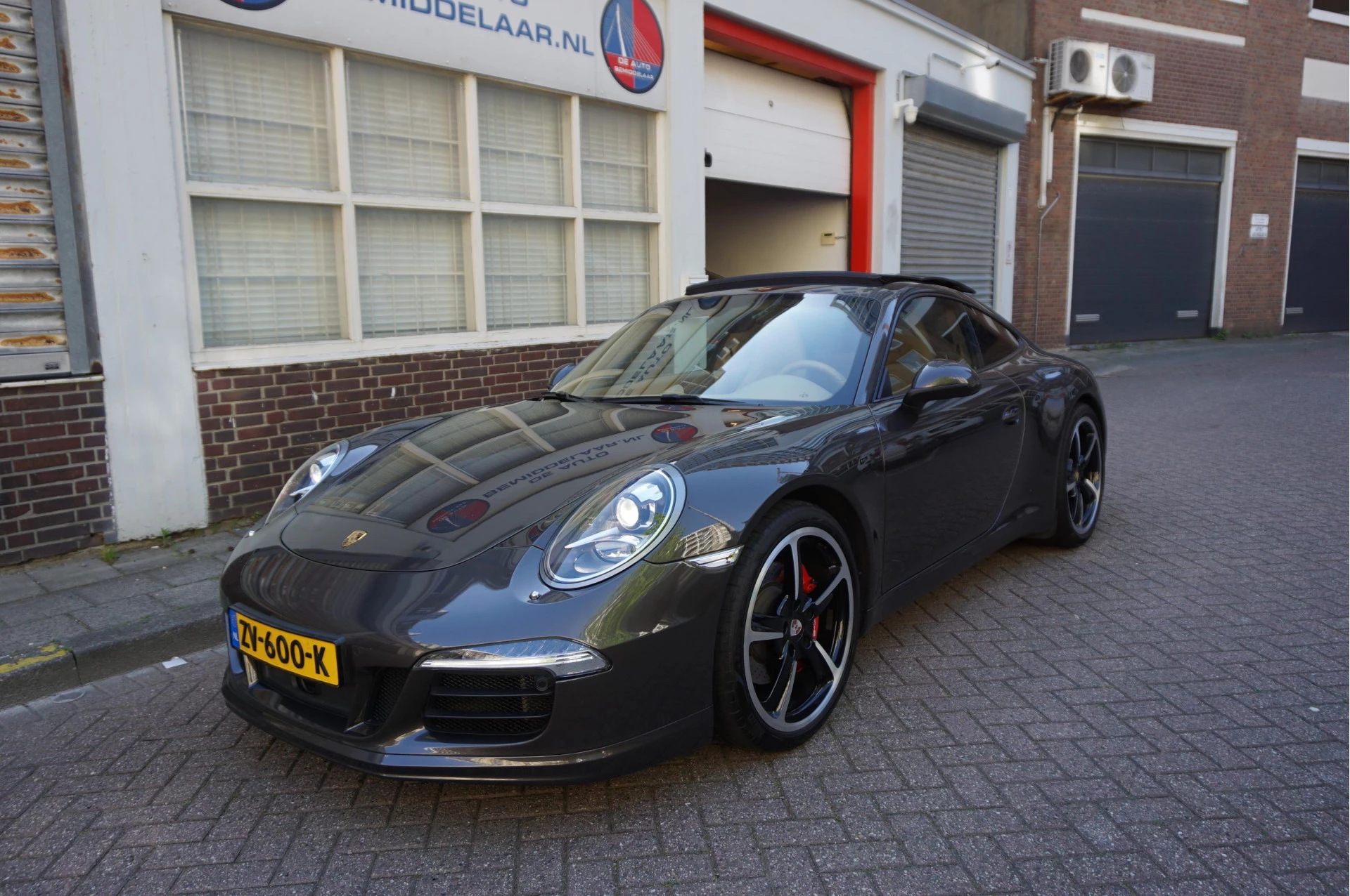 Hoofdafbeelding Porsche 911