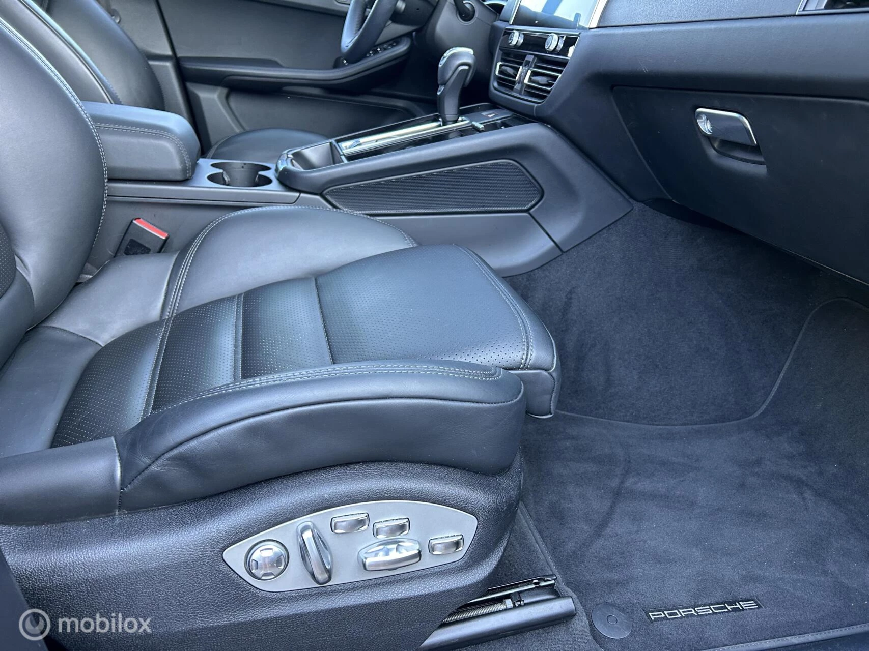 Hoofdafbeelding Porsche Macan