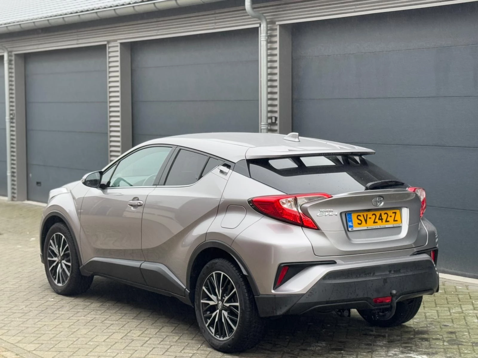 Hoofdafbeelding Toyota C-HR