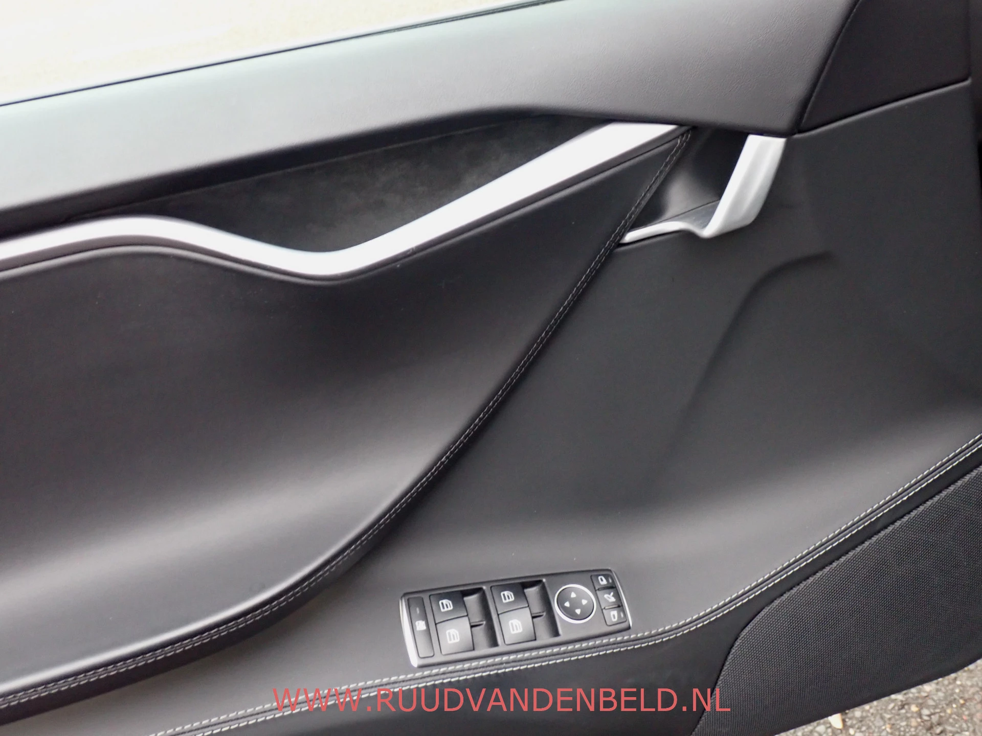 Hoofdafbeelding Tesla Model S