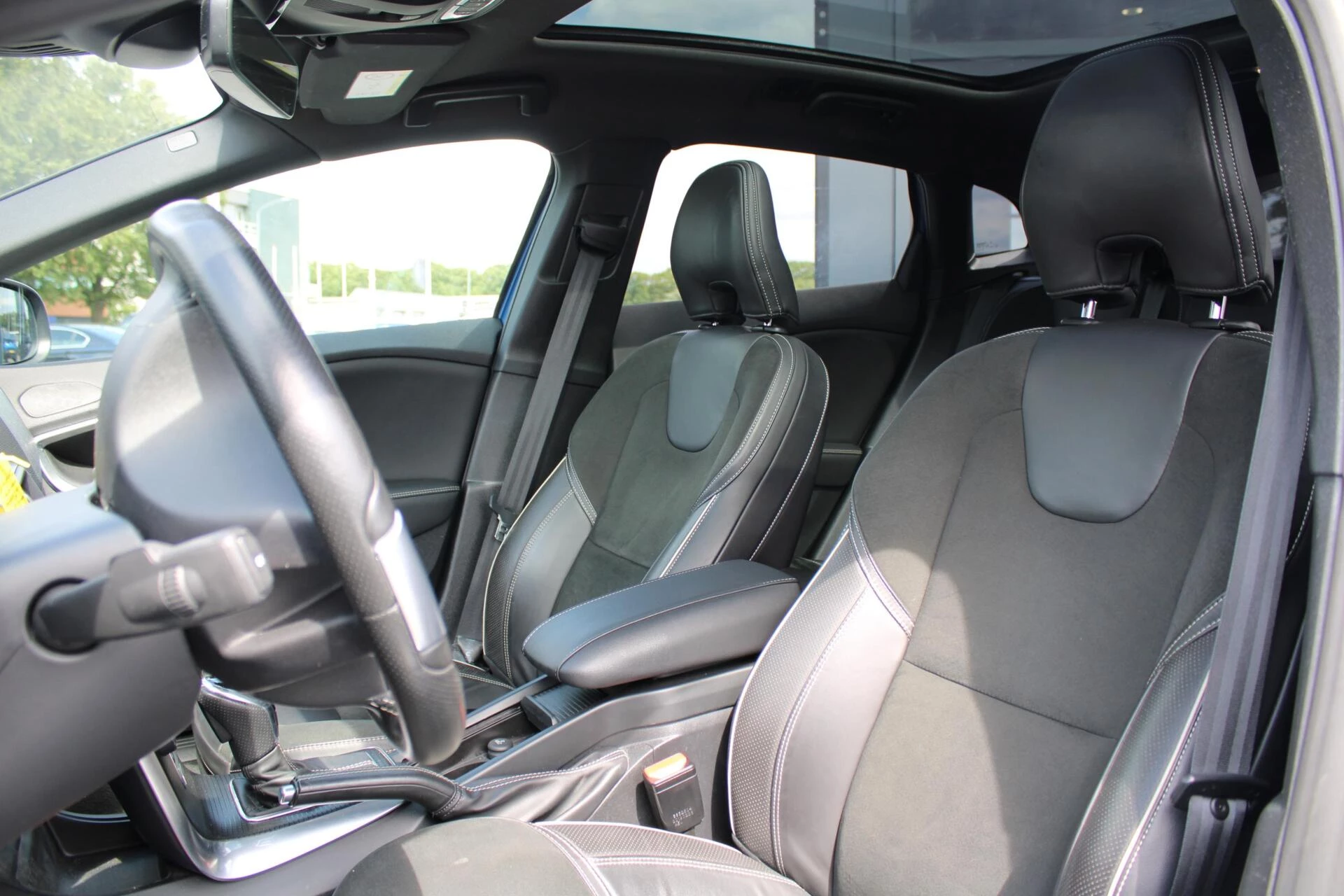 Hoofdafbeelding Volvo V40