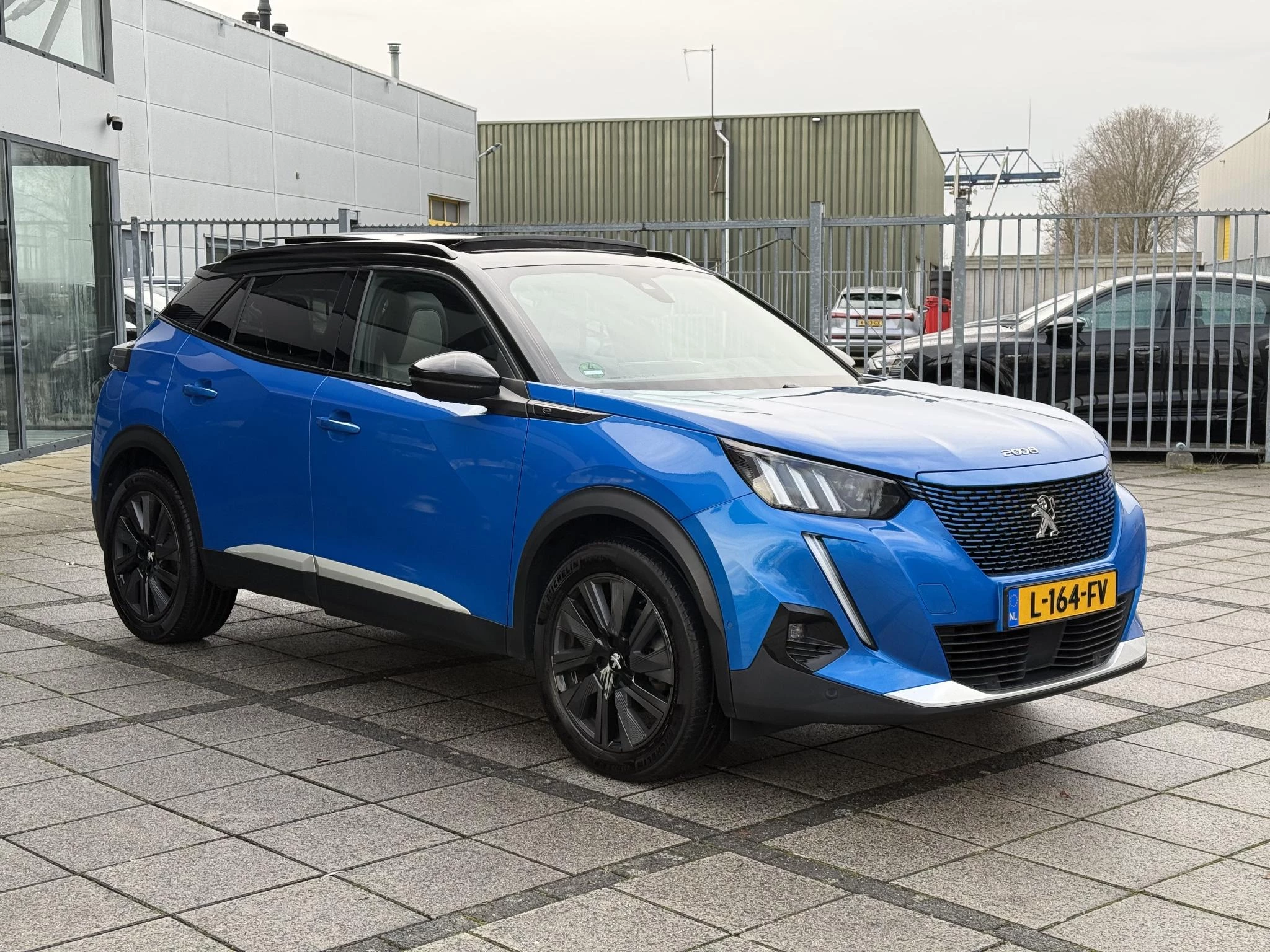 Hoofdafbeelding Peugeot e-2008