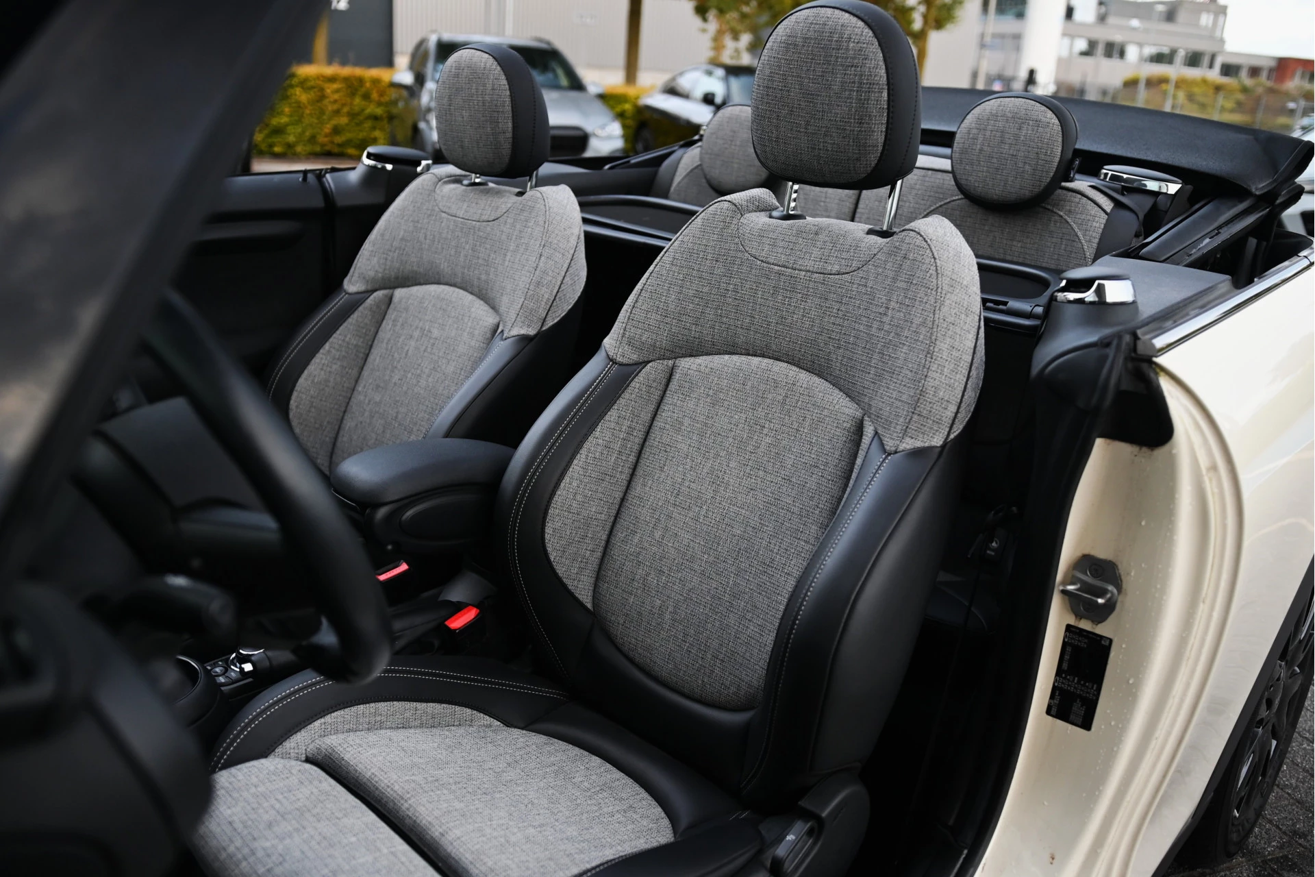 Hoofdafbeelding MINI Cooper Cabrio