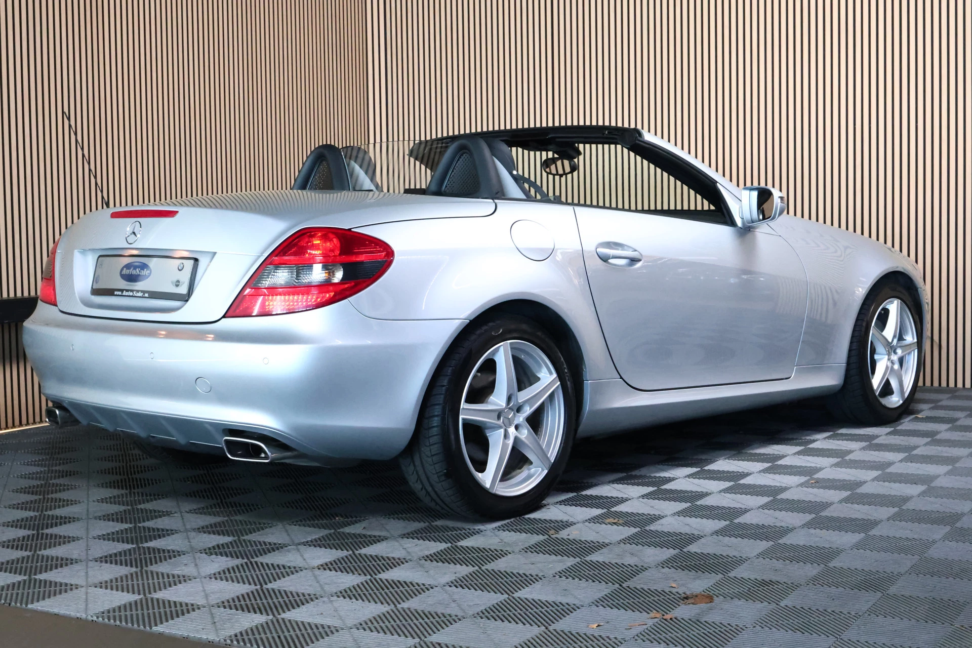 Hoofdafbeelding Mercedes-Benz SLK