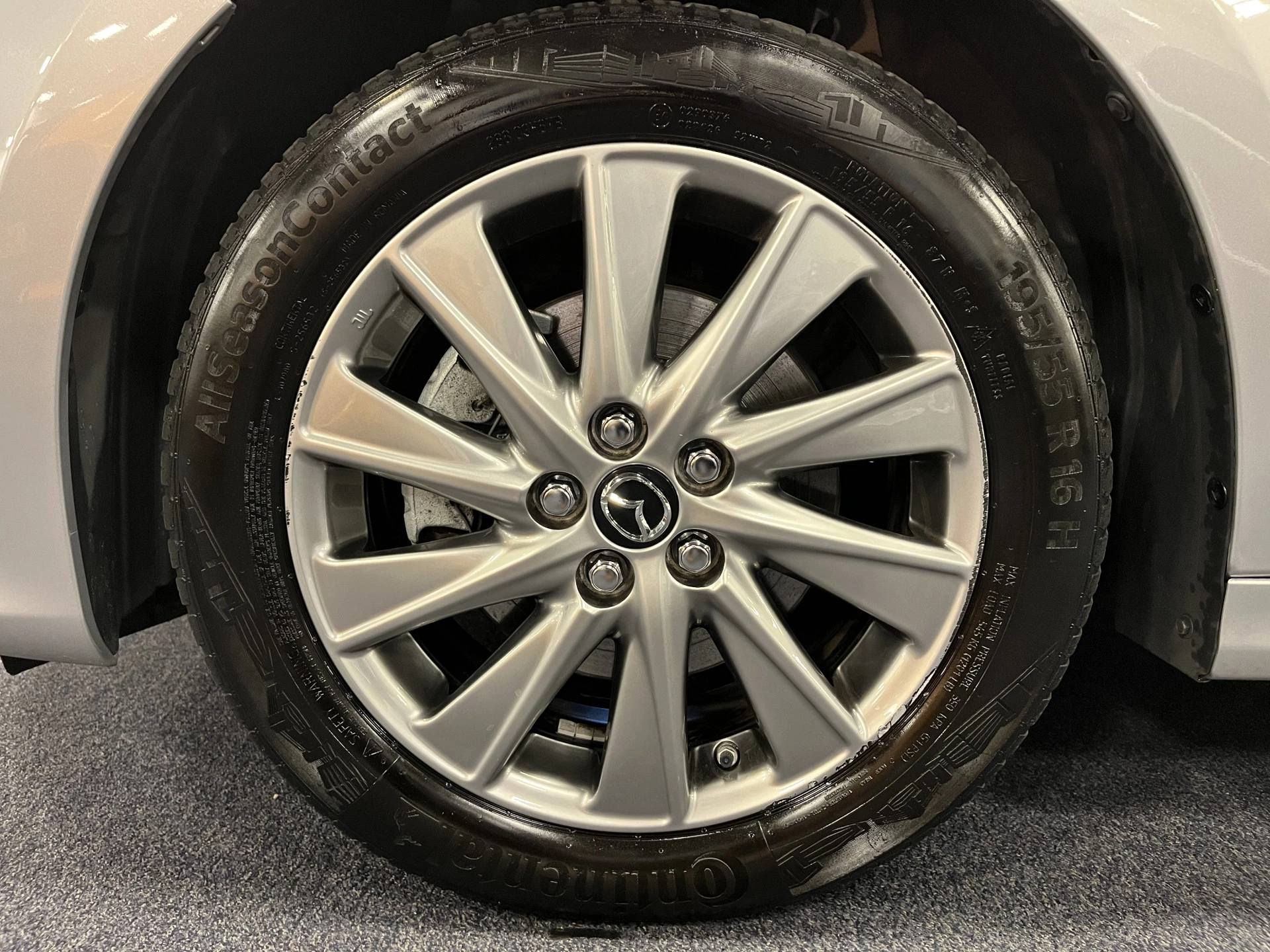 Hoofdafbeelding Mazda 2 Hybrid