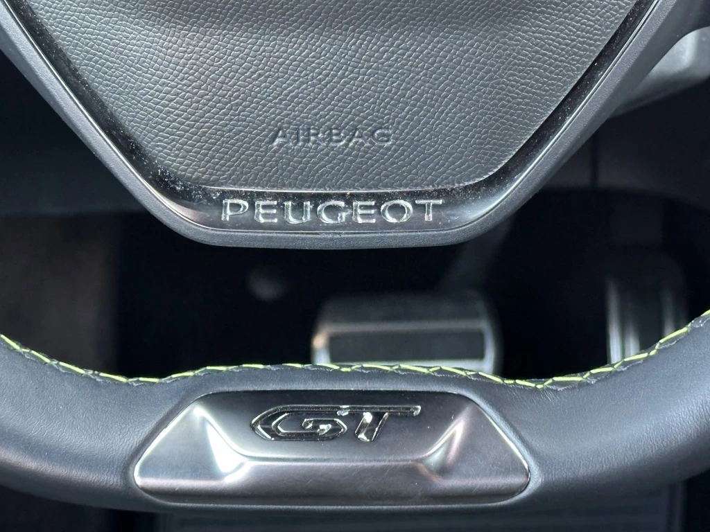Hoofdafbeelding Peugeot e-208