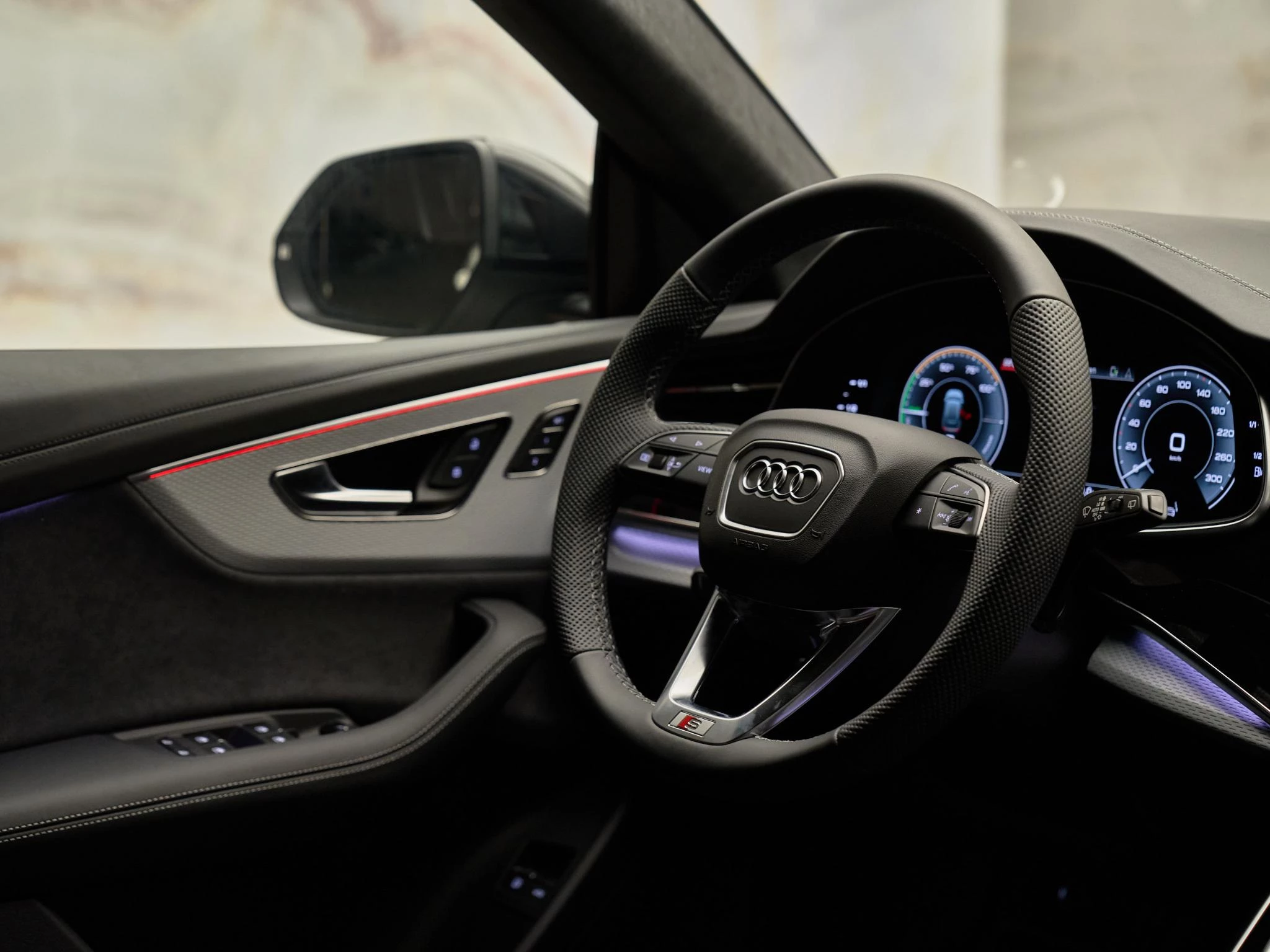 Hoofdafbeelding Audi Q8