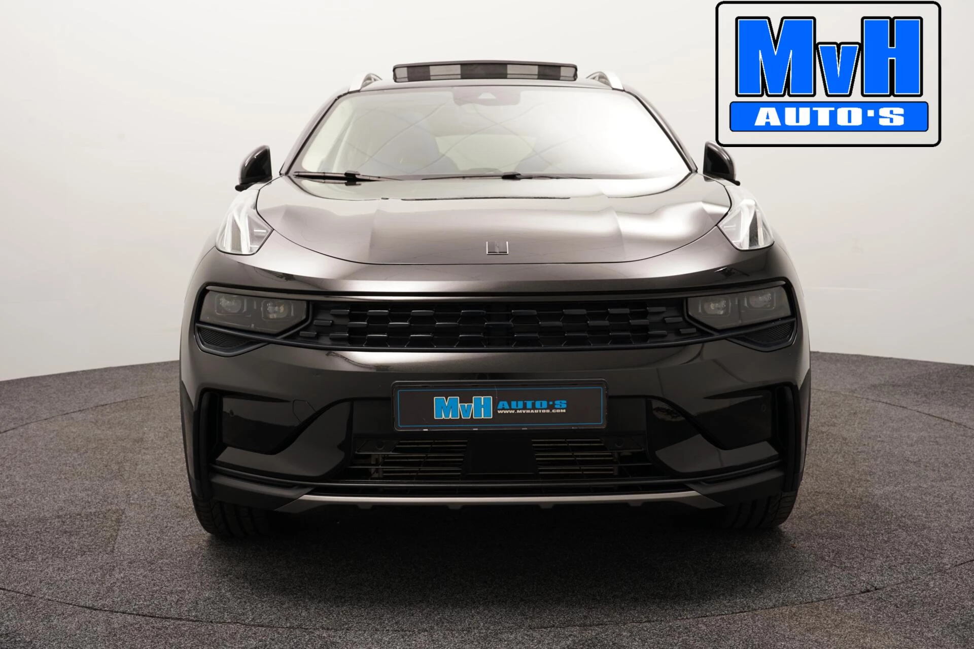 Hoofdafbeelding Lynk & Co 01