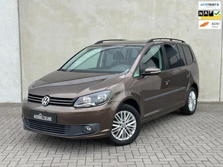 Hoofdafbeelding Volkswagen Touran Volkswagen Touran 1.2 TSI 7P Carplay Stoelverw Ketting vervangen