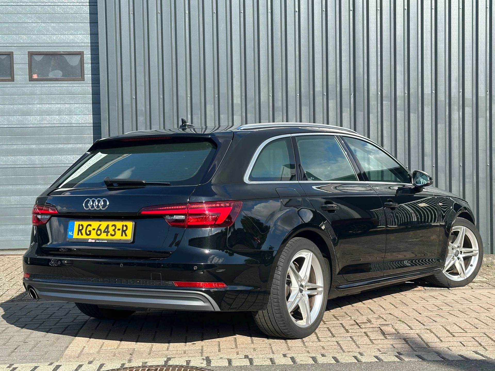 Hoofdafbeelding Audi A4