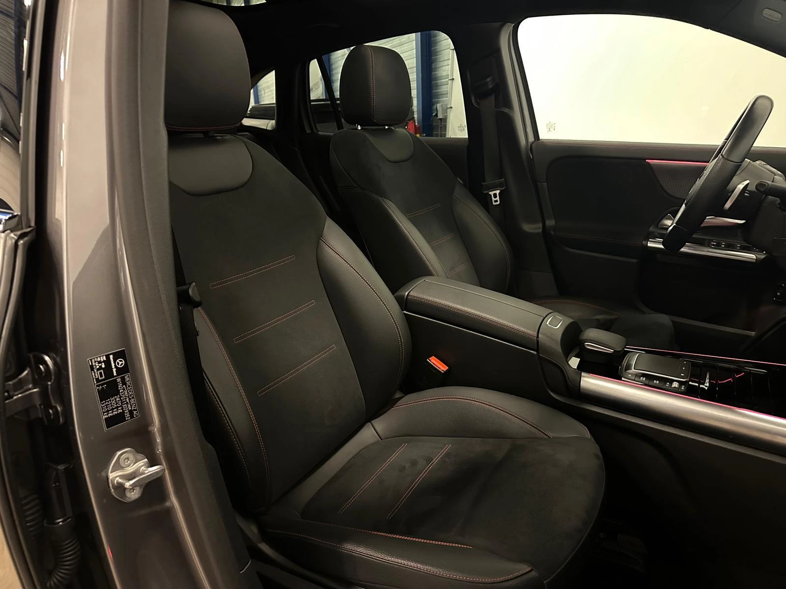 Hoofdafbeelding Mercedes-Benz EQA