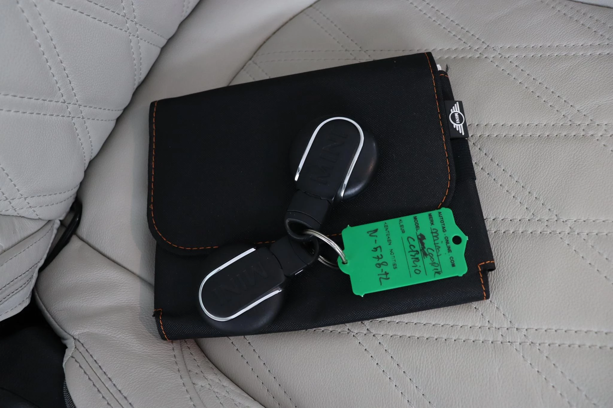 Hoofdafbeelding MINI Cooper Cabrio