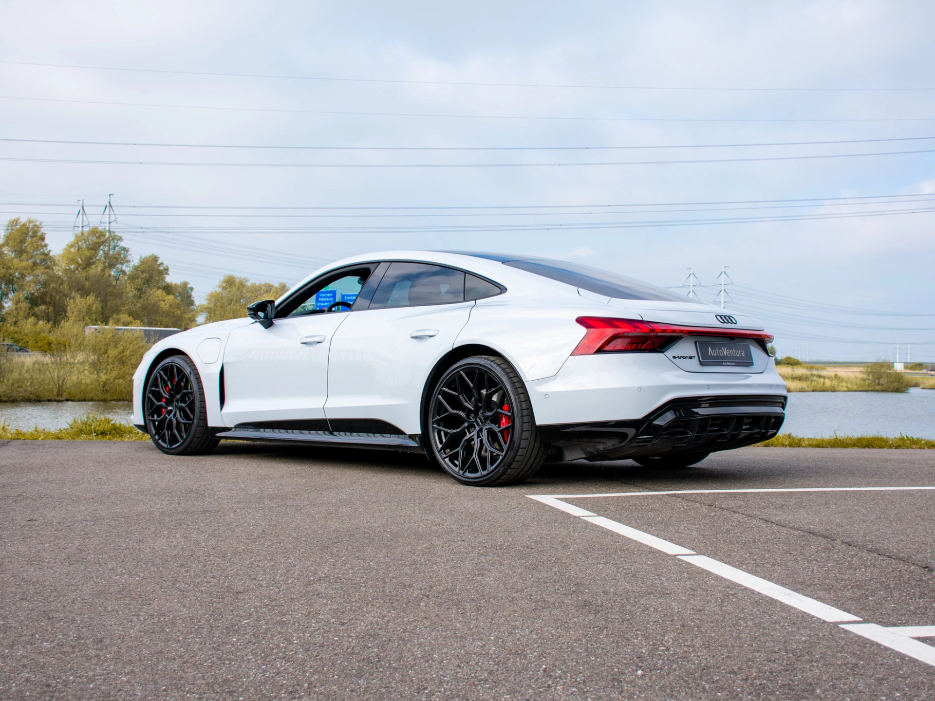Hoofdafbeelding Audi e-tron GT