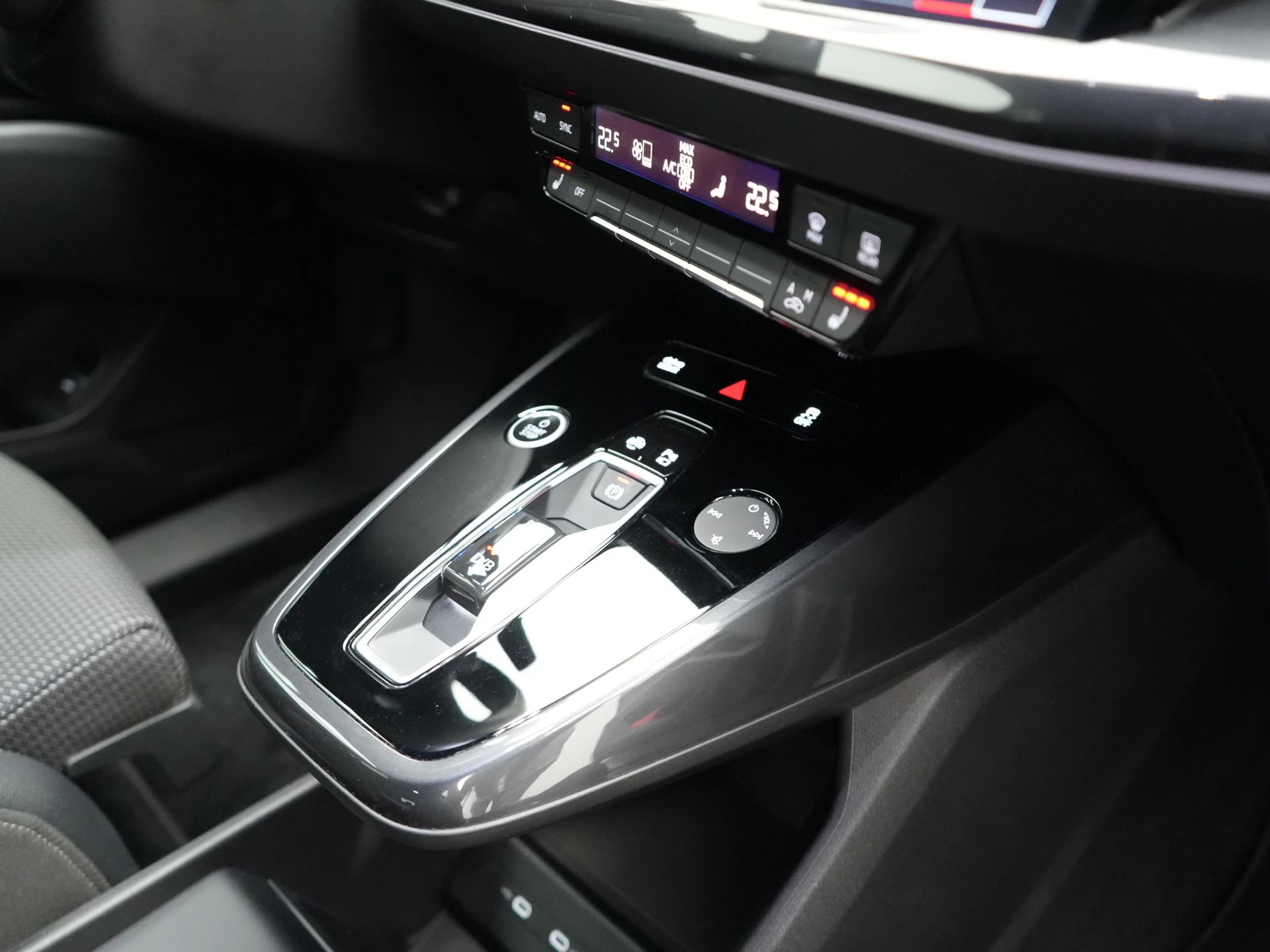 Hoofdafbeelding Audi Q4 Sportback e-tron