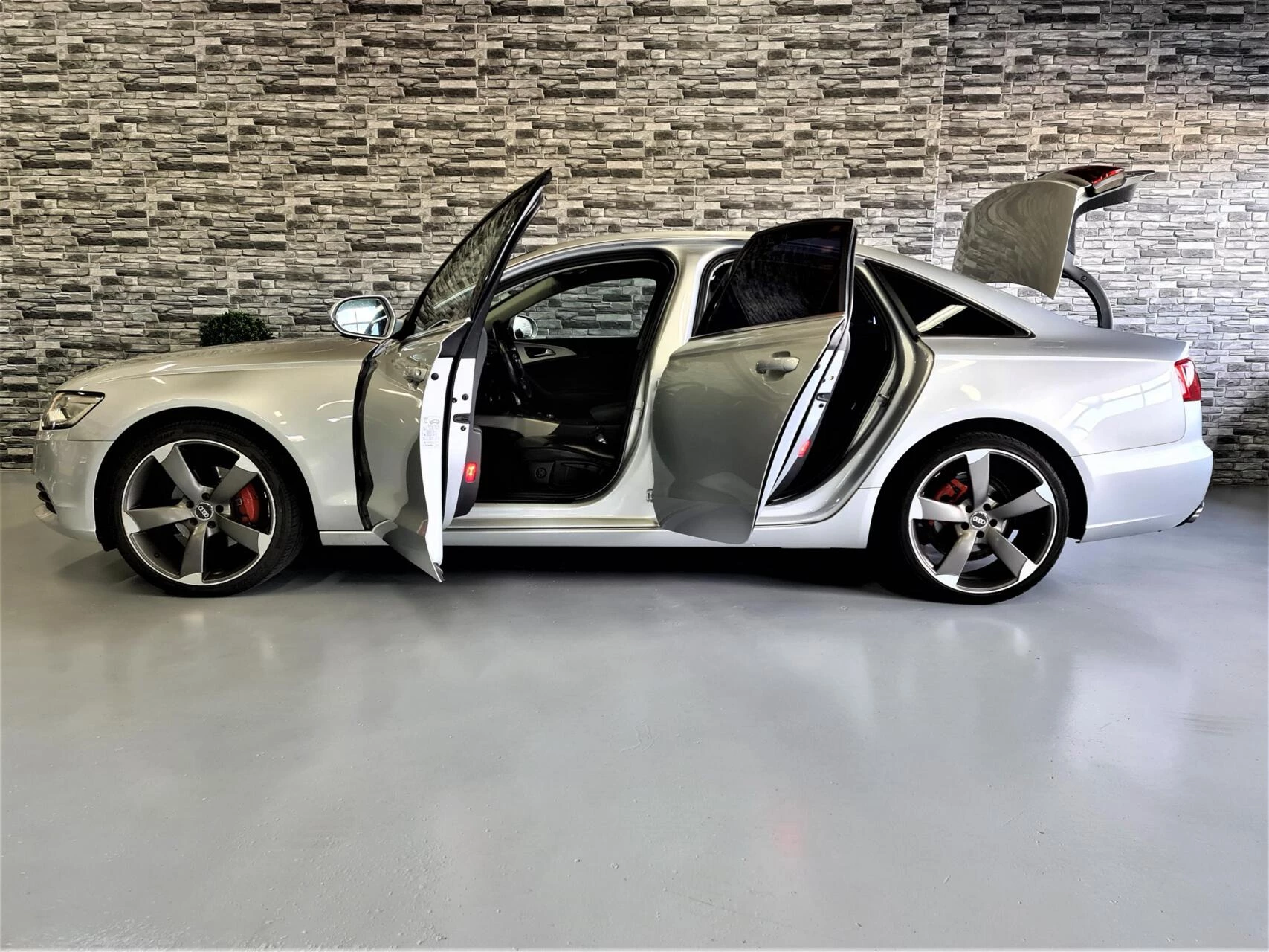 Hoofdafbeelding Audi A6