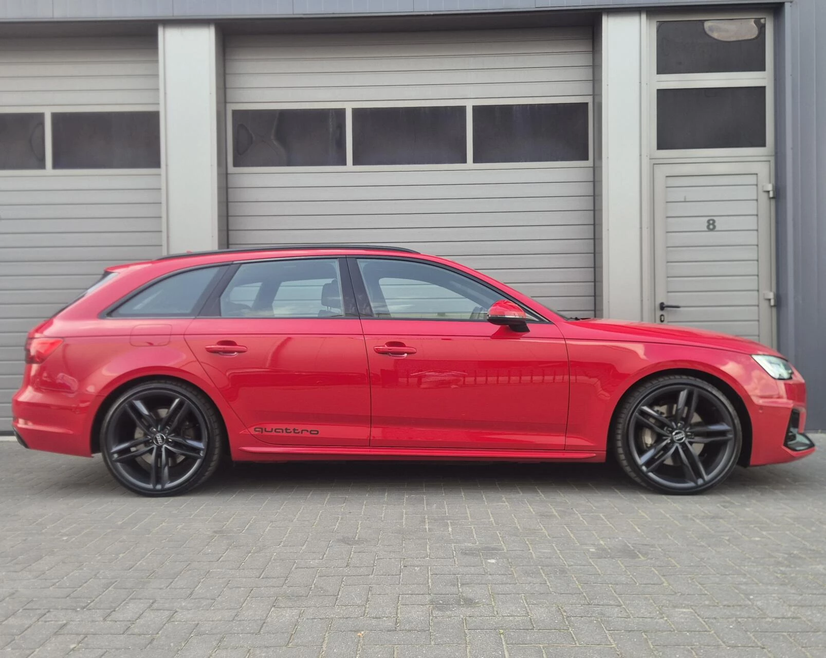 Hoofdafbeelding Audi A4