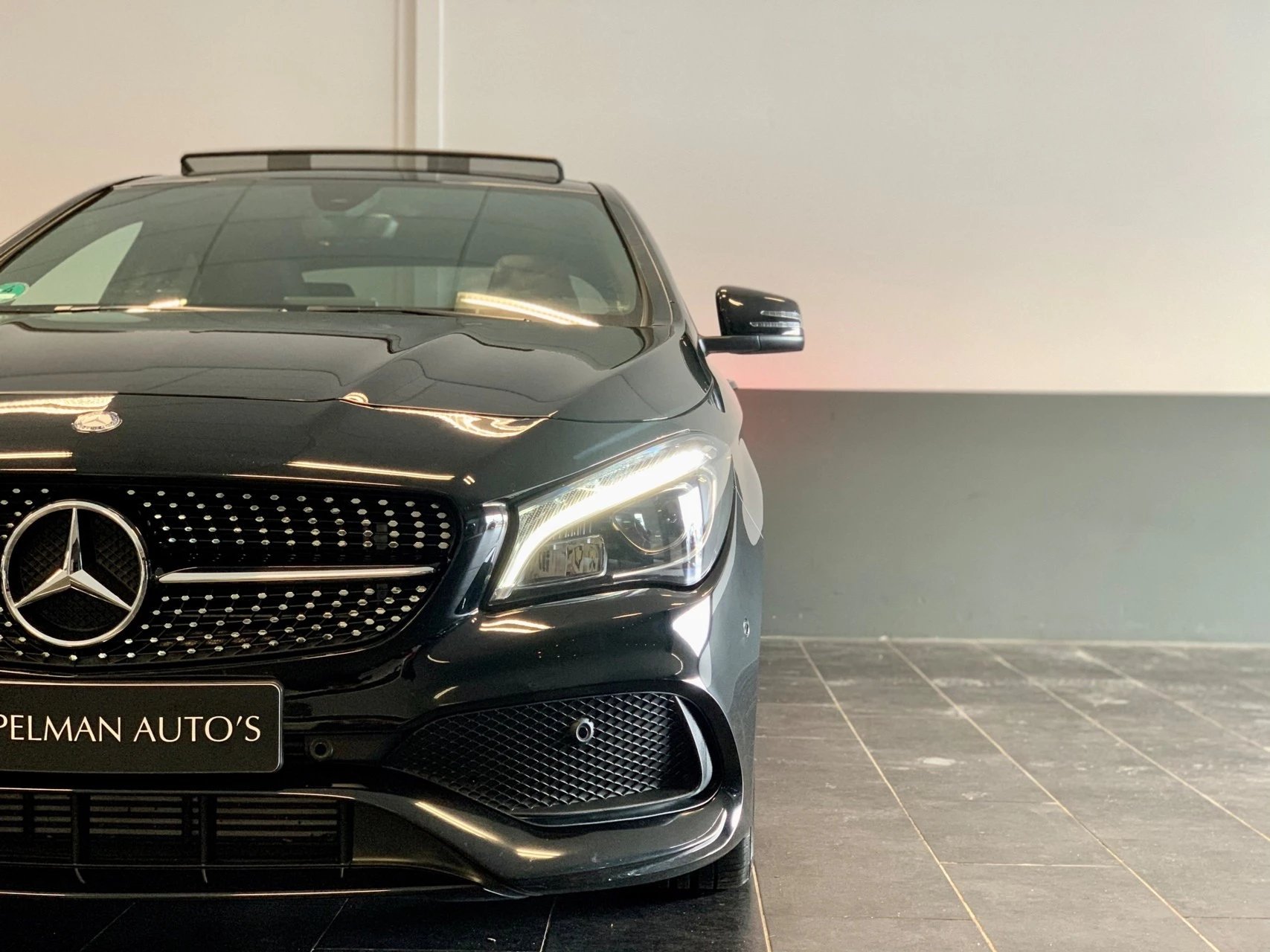 Hoofdafbeelding Mercedes-Benz CLA