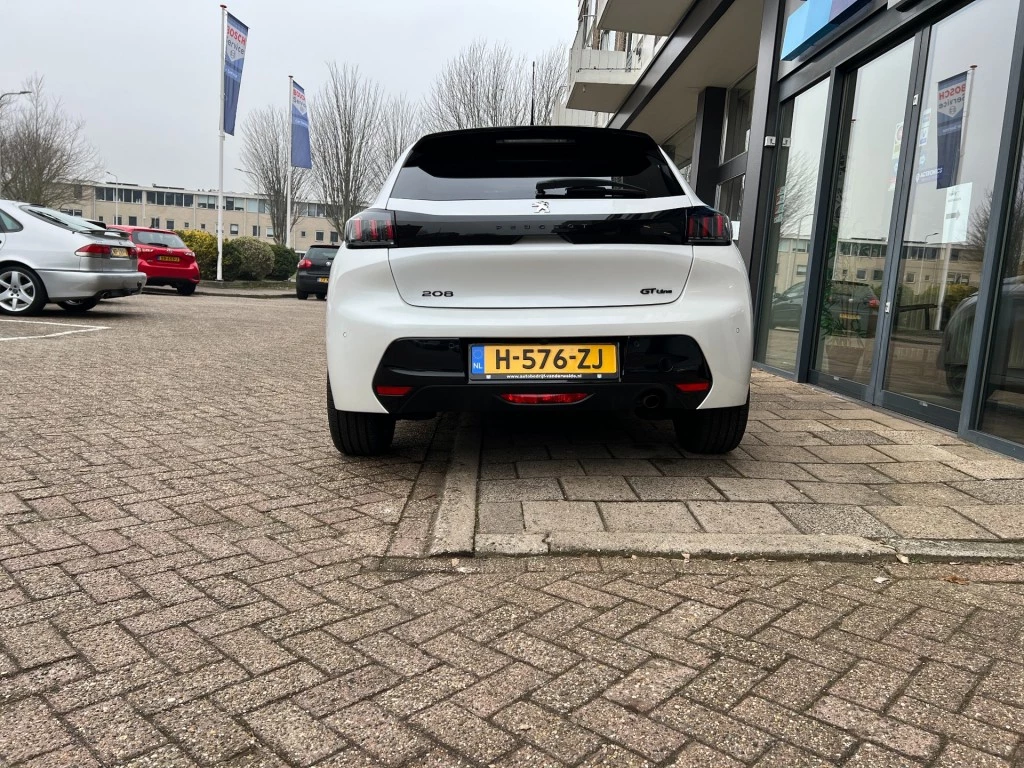 Hoofdafbeelding Peugeot 208