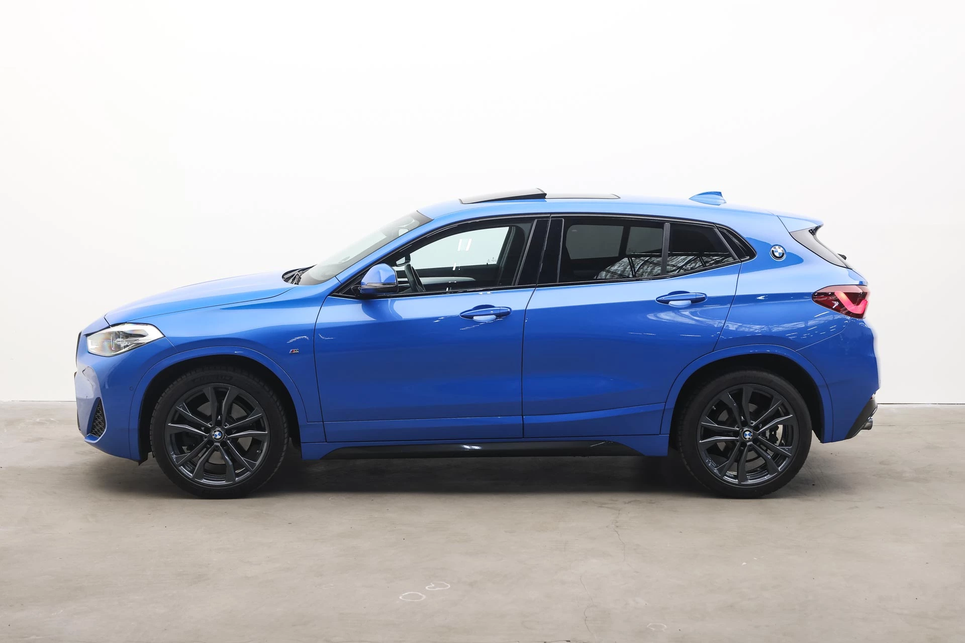 Hoofdafbeelding BMW X2
