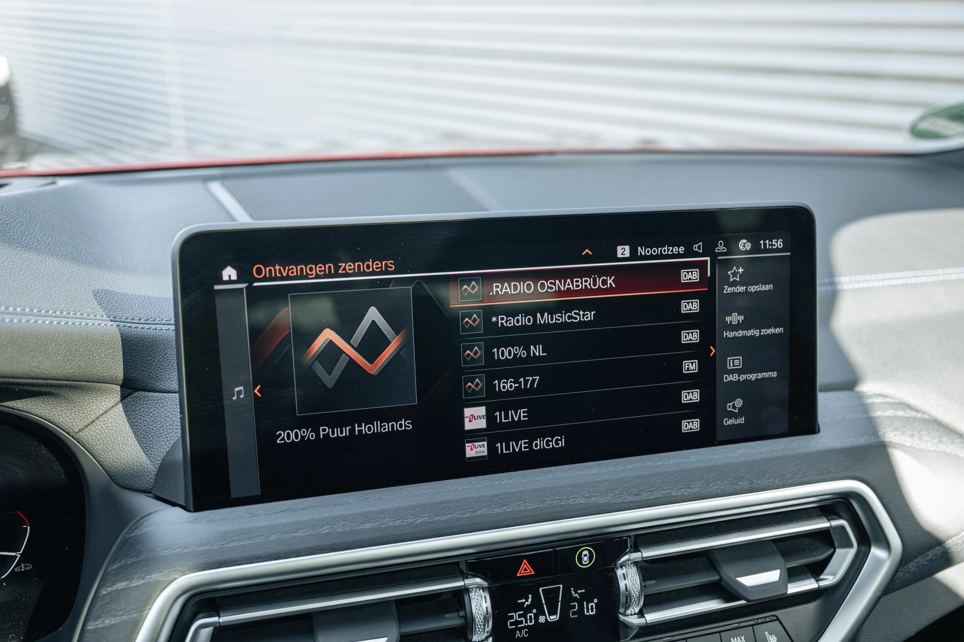 Hoofdafbeelding BMW iX3