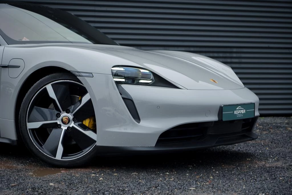 Hoofdafbeelding Porsche Taycan