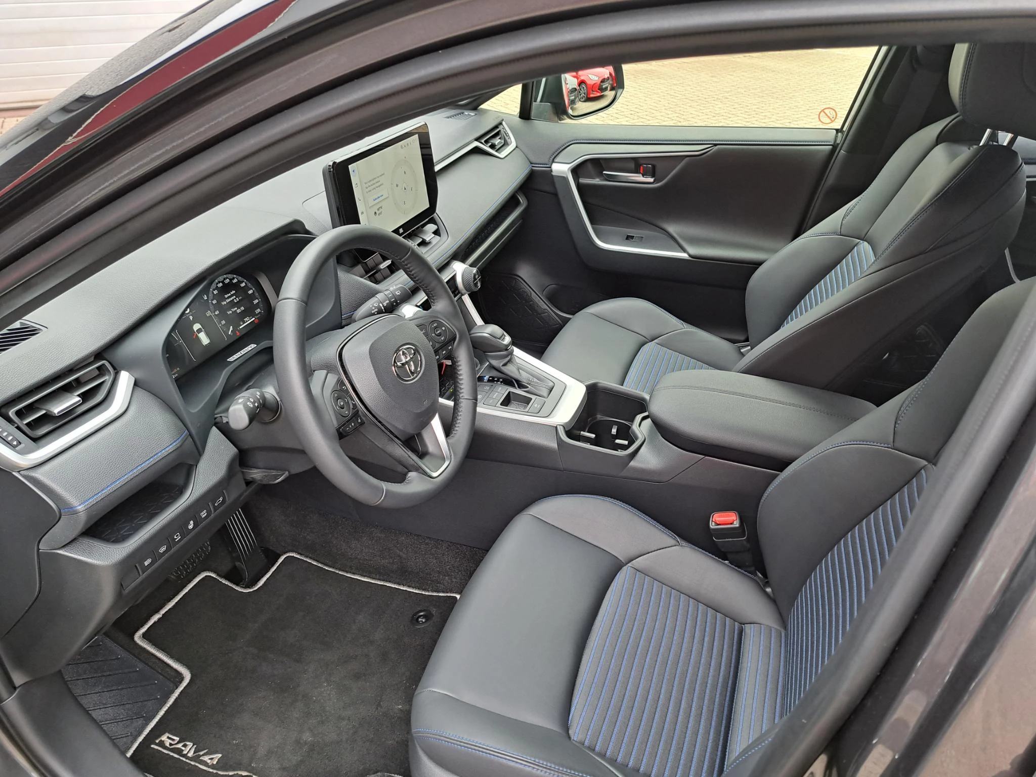 Hoofdafbeelding Toyota RAV4