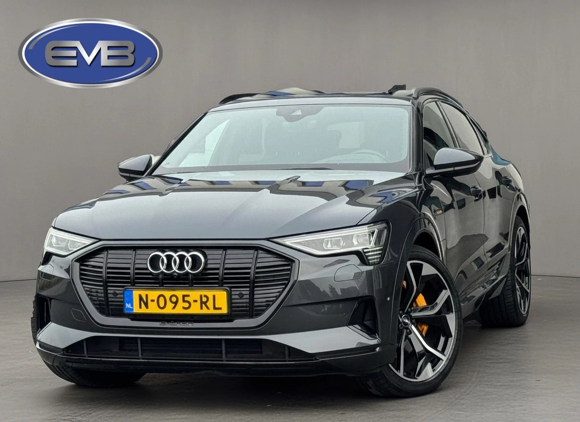 Hoofdafbeelding Audi e-tron