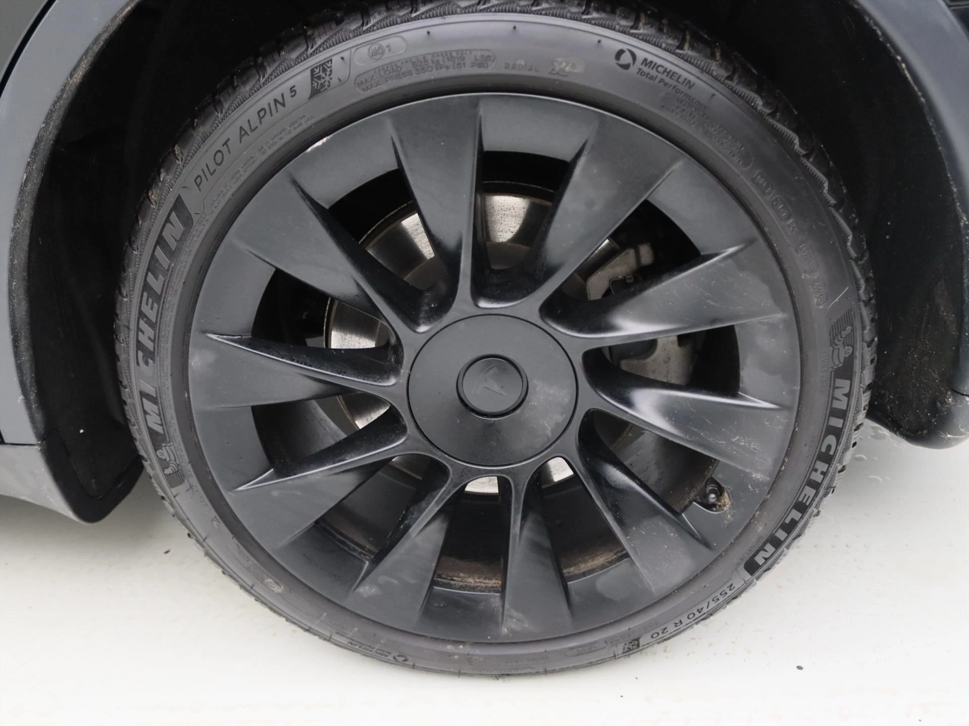 Hoofdafbeelding Tesla Model Y