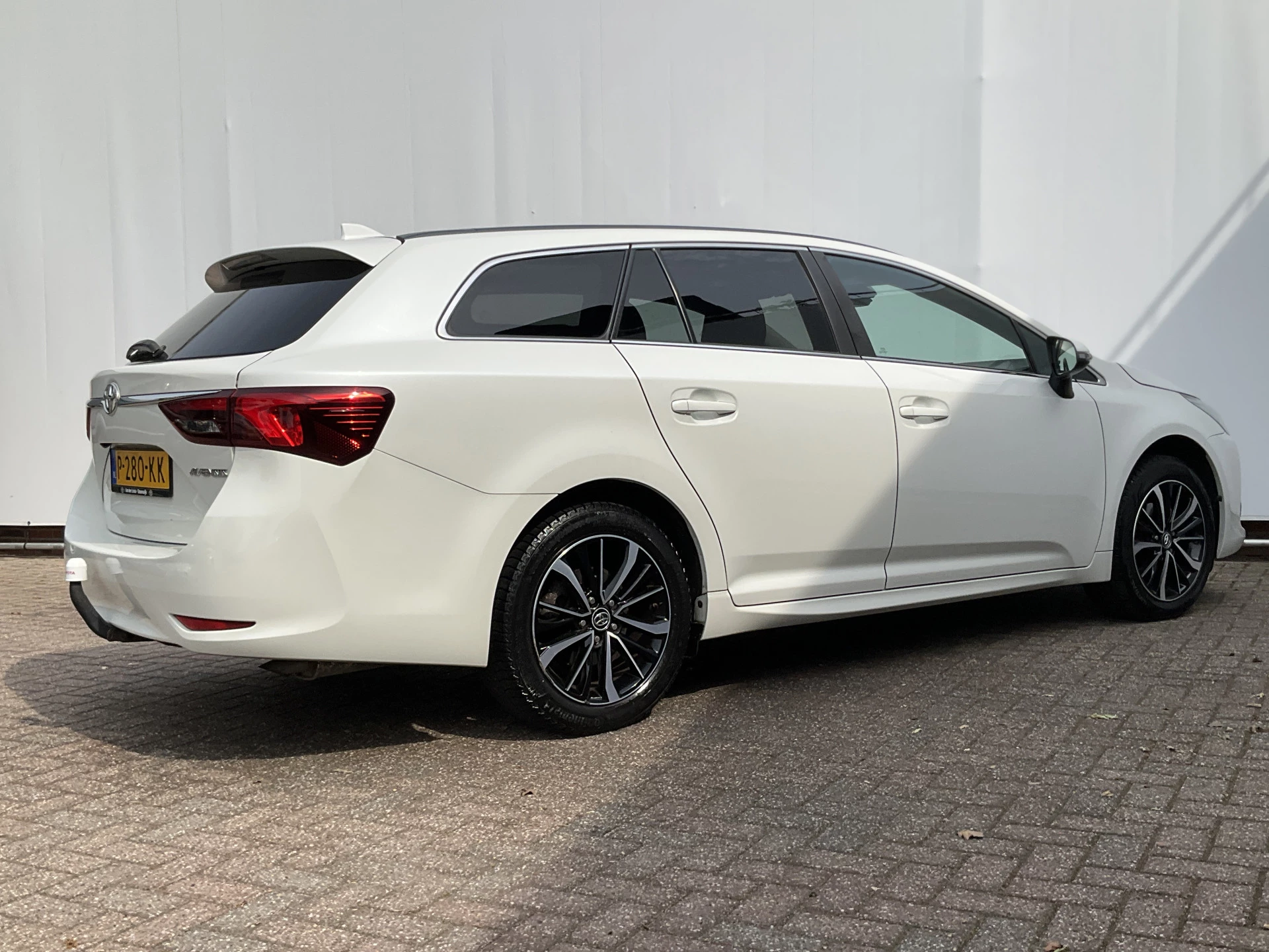 Hoofdafbeelding Toyota Avensis