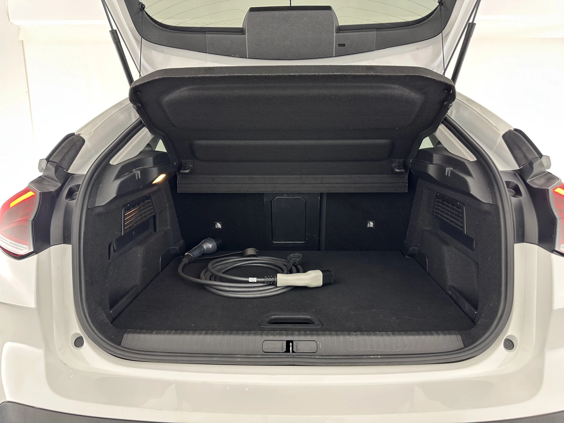 Hoofdafbeelding Citroën ë-C4