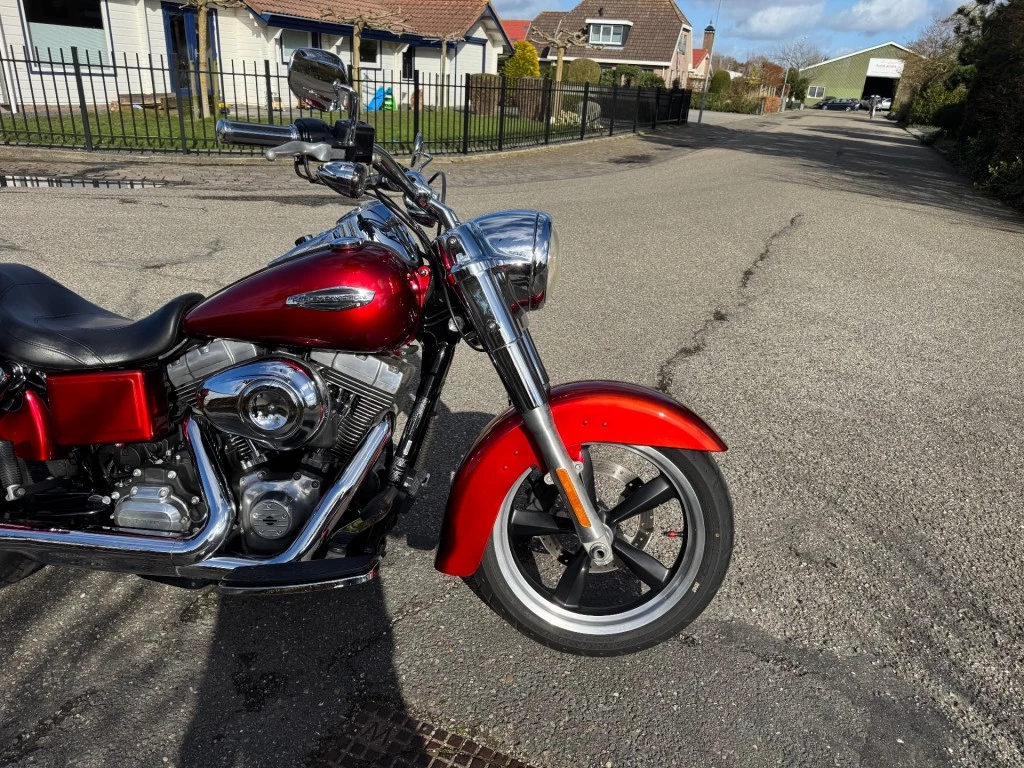 Hoofdafbeelding Harley-Davidson Dyna Switchback Switch Back 103