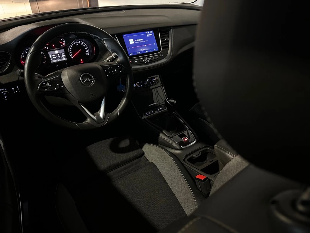 Hoofdafbeelding Opel Grandland X