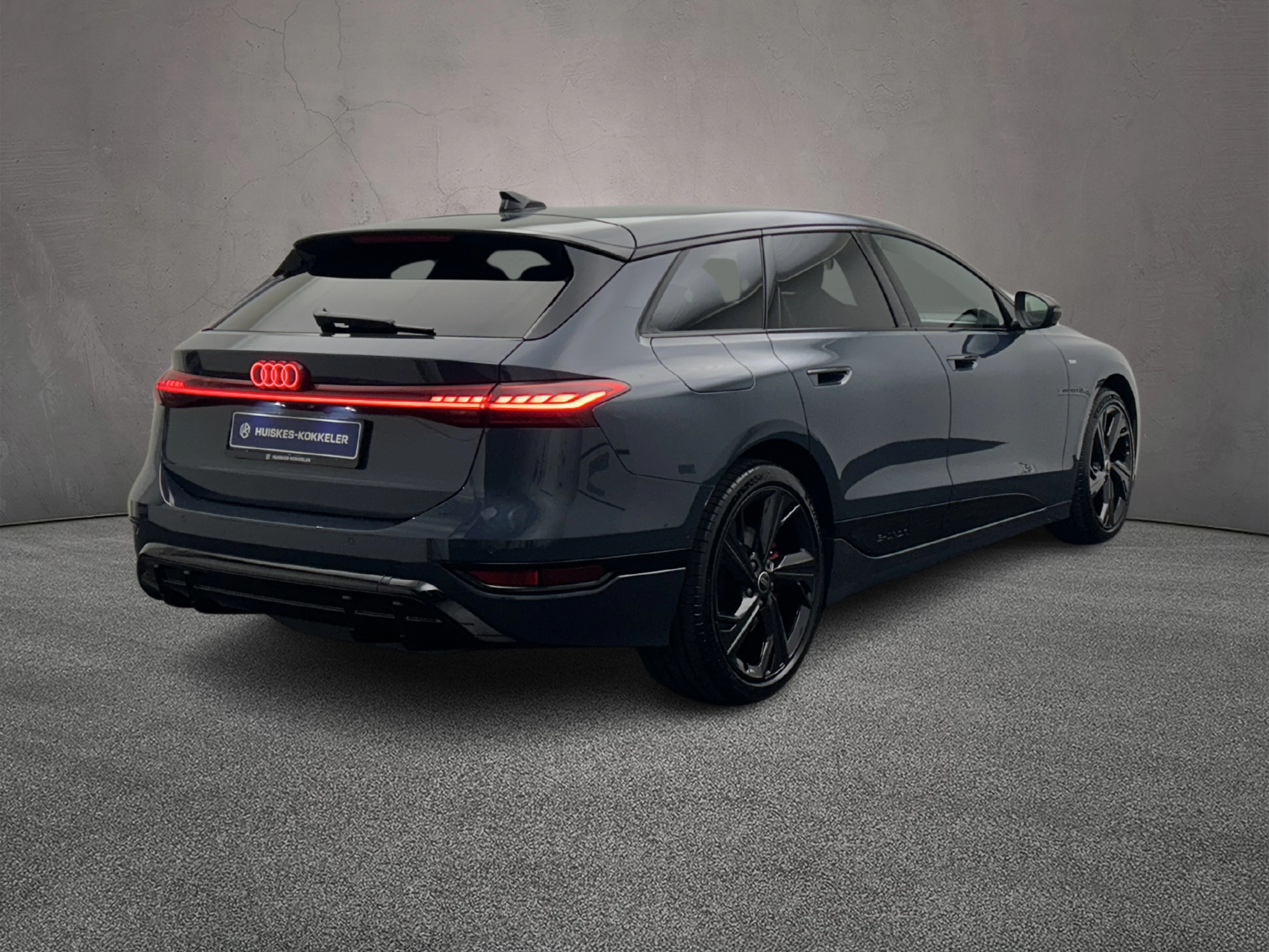 Hoofdafbeelding Audi A6 Avant e-tron