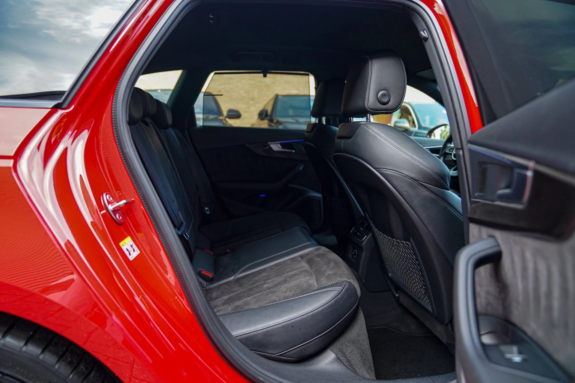 Hoofdafbeelding Audi S4