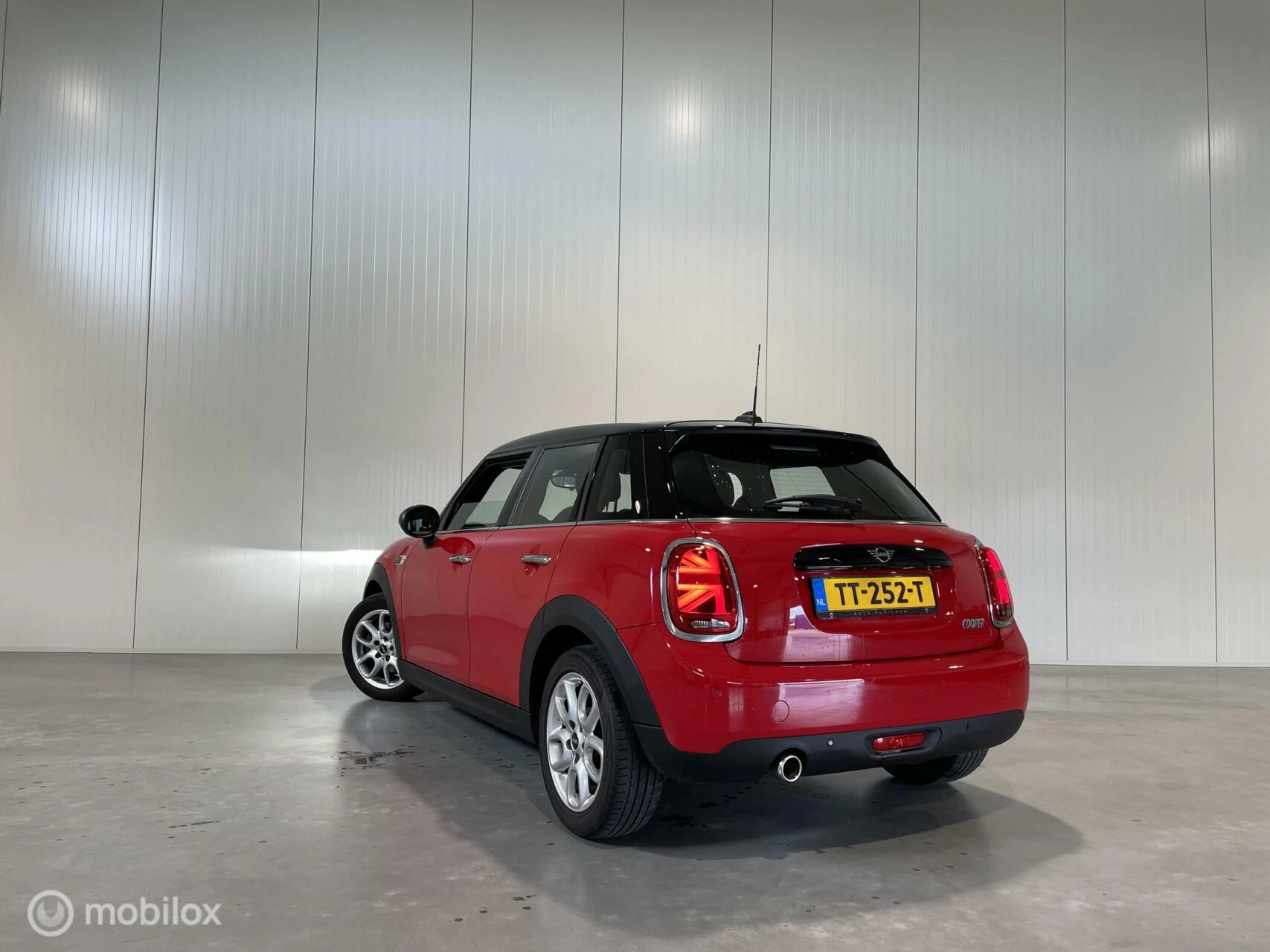 Hoofdafbeelding MINI Cooper